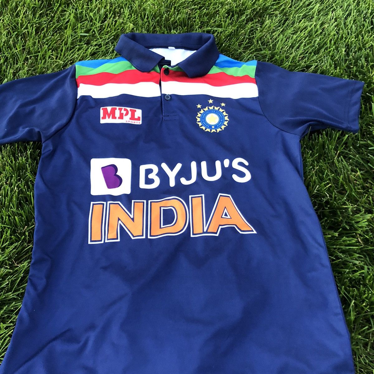 Other India cricket MS Dhoni #7 fan jersey Size US M / EU 48-50 / 2 - 4 Thumbnail