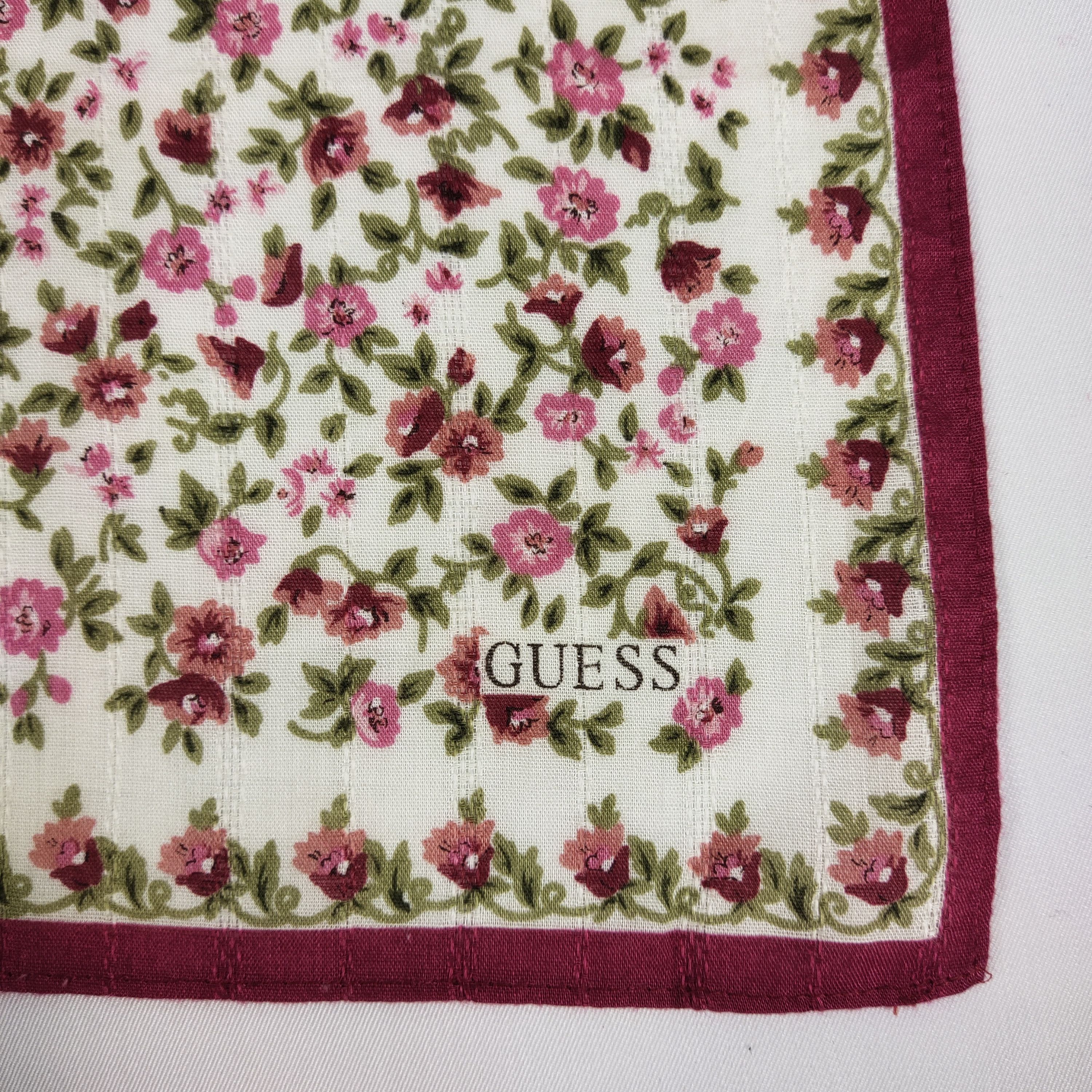 Guess × Vintage Guess Handkerchief / Neckerchief / Bandana FZ715 Size ONE SIZE - 5 Thumbnail