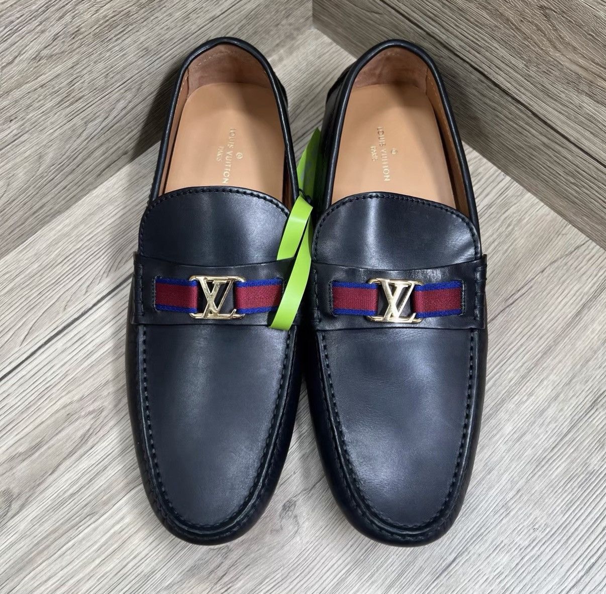 Louis Vuitton Louis Vuitton Black & Gold Loafers J41 Size US 10 / EU 43 - 2 Thumbnail