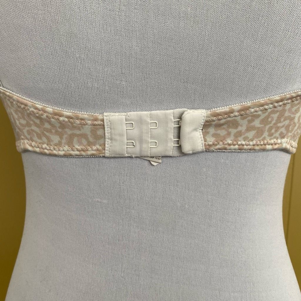 Other Maidenform women 34C adjustable underwire 2 back hook push u Size ONE SIZE - 4 Thumbnail