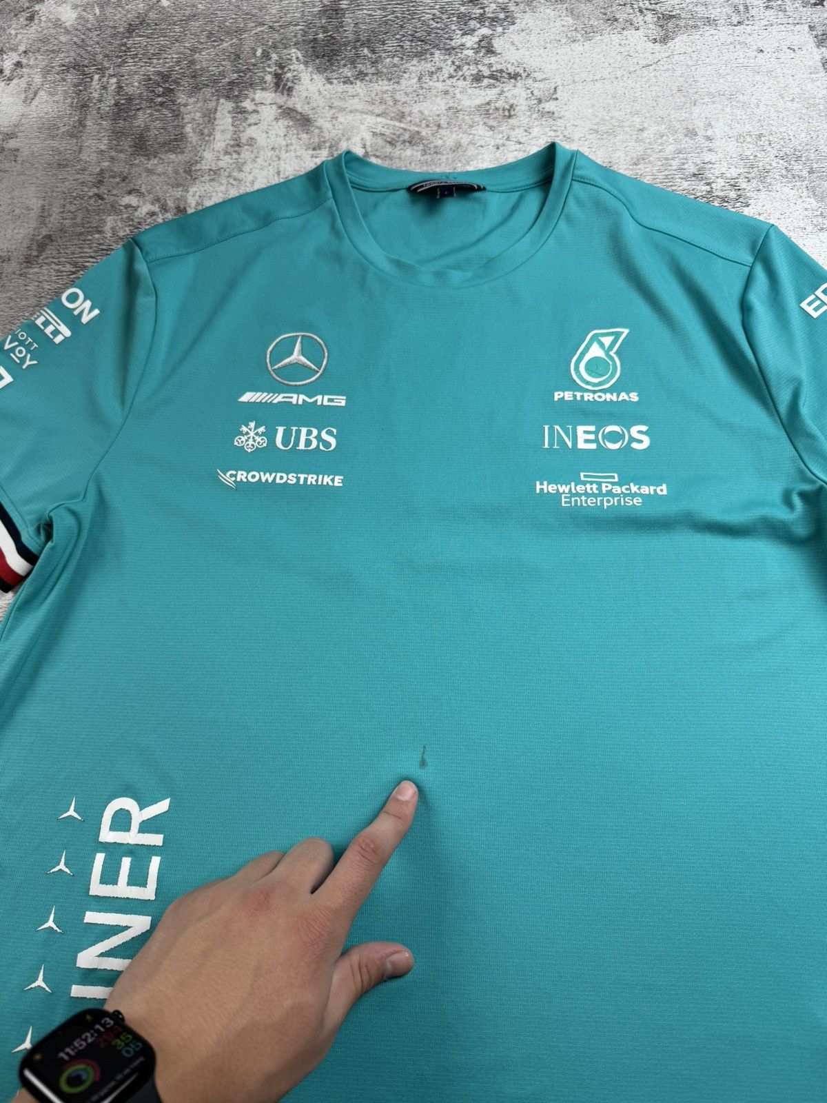 Tommy Hilfiger x2 Petronas AMG Winners 2021 2022 Moto Racing Formula 1 T Shirt Men’s Tee Jersey Size US L / EU 52-54 / 3 - 12 Thumbnail