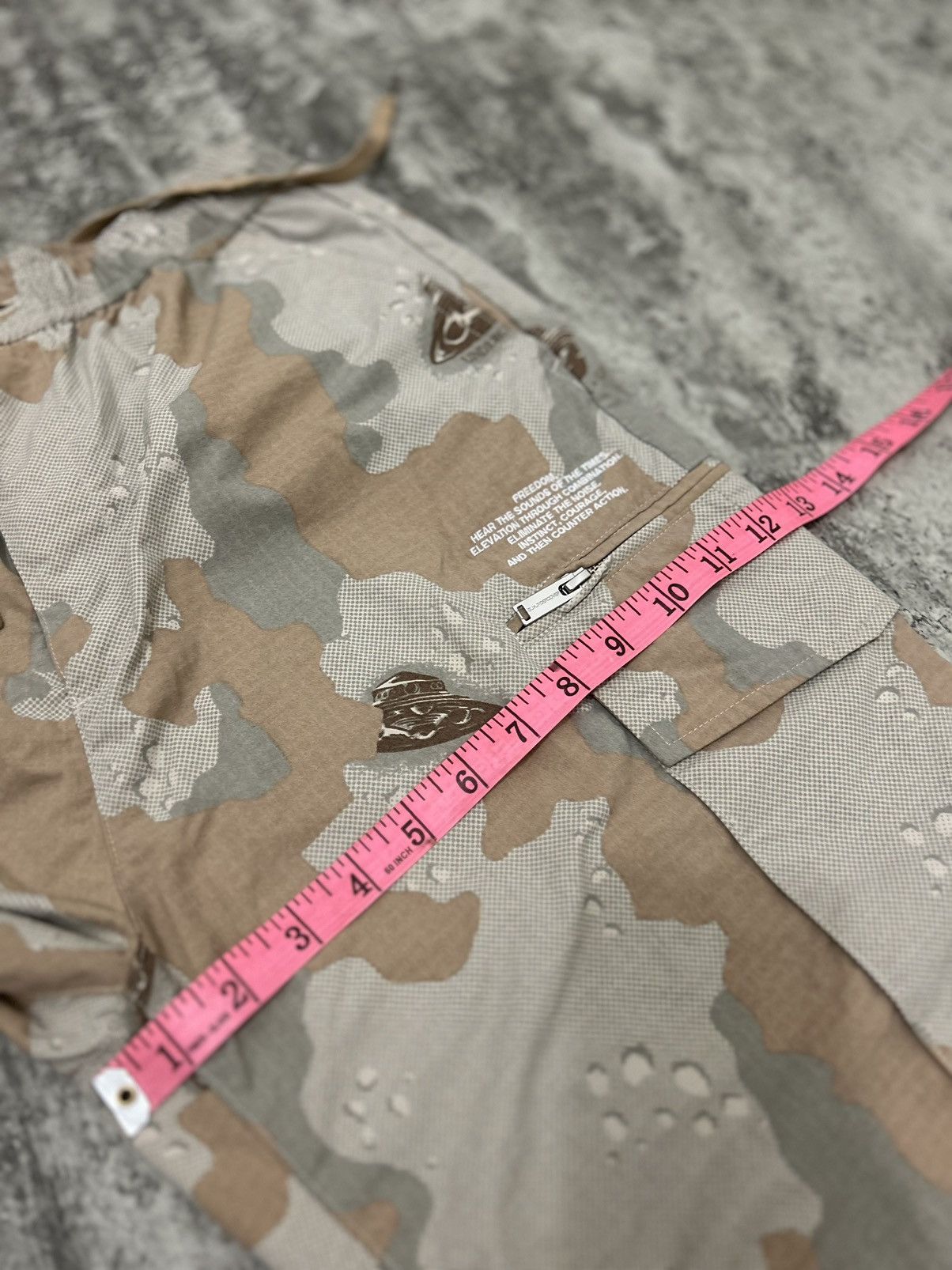 GU × Undercover Undercover x GU Military Camouflage Cargo Pans Size US 30 / EU 46 - 14 Thumbnail