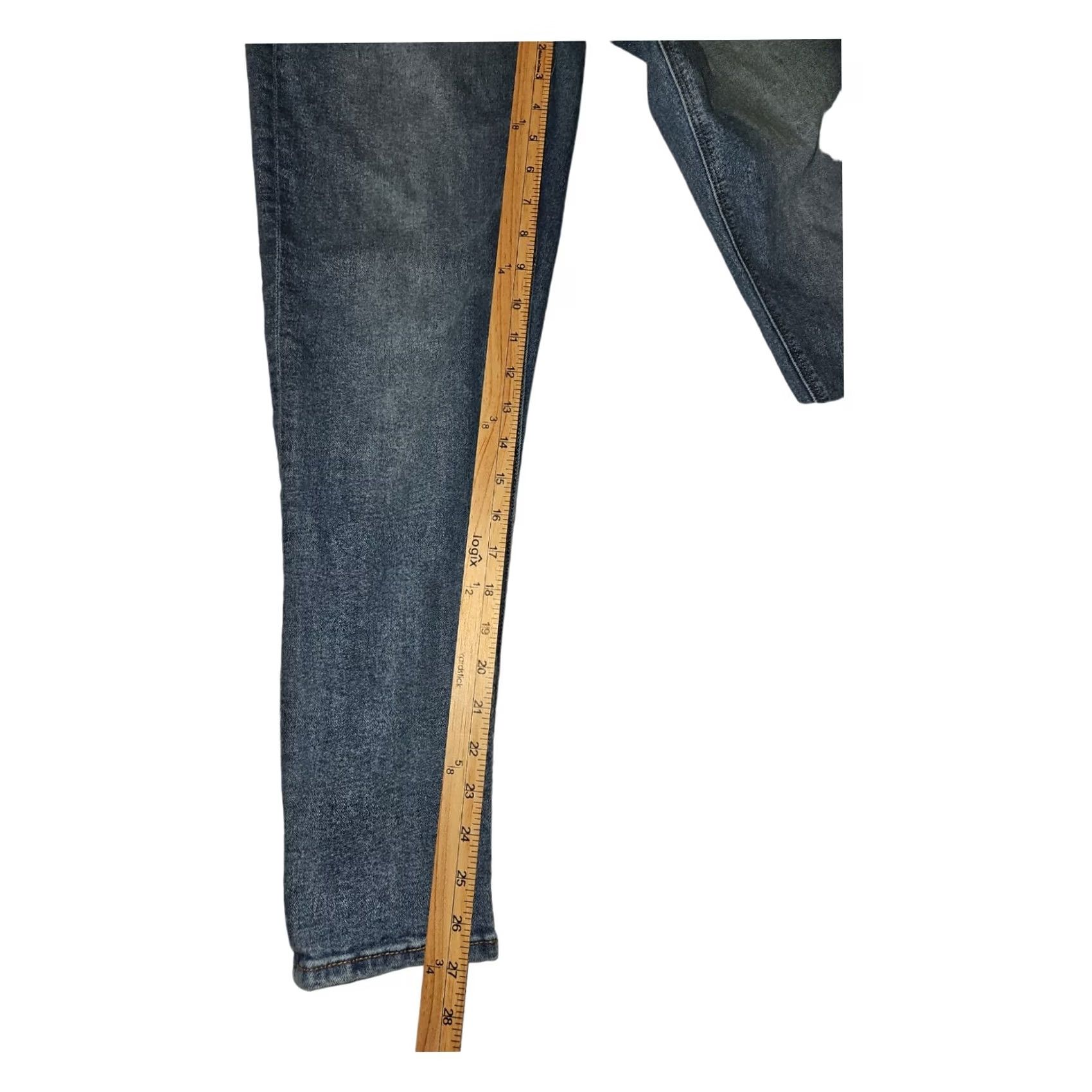 American Eagle Outfitters VINTAGE American Eagle Outfitters Mom Jeans 6 5-Pocket Denim Blue Womens Stretch Regular Hipster Preppy Logo Zipper Button Inseam 27" Size 28" / US 6 / IT 42 - 6 Thumbnail