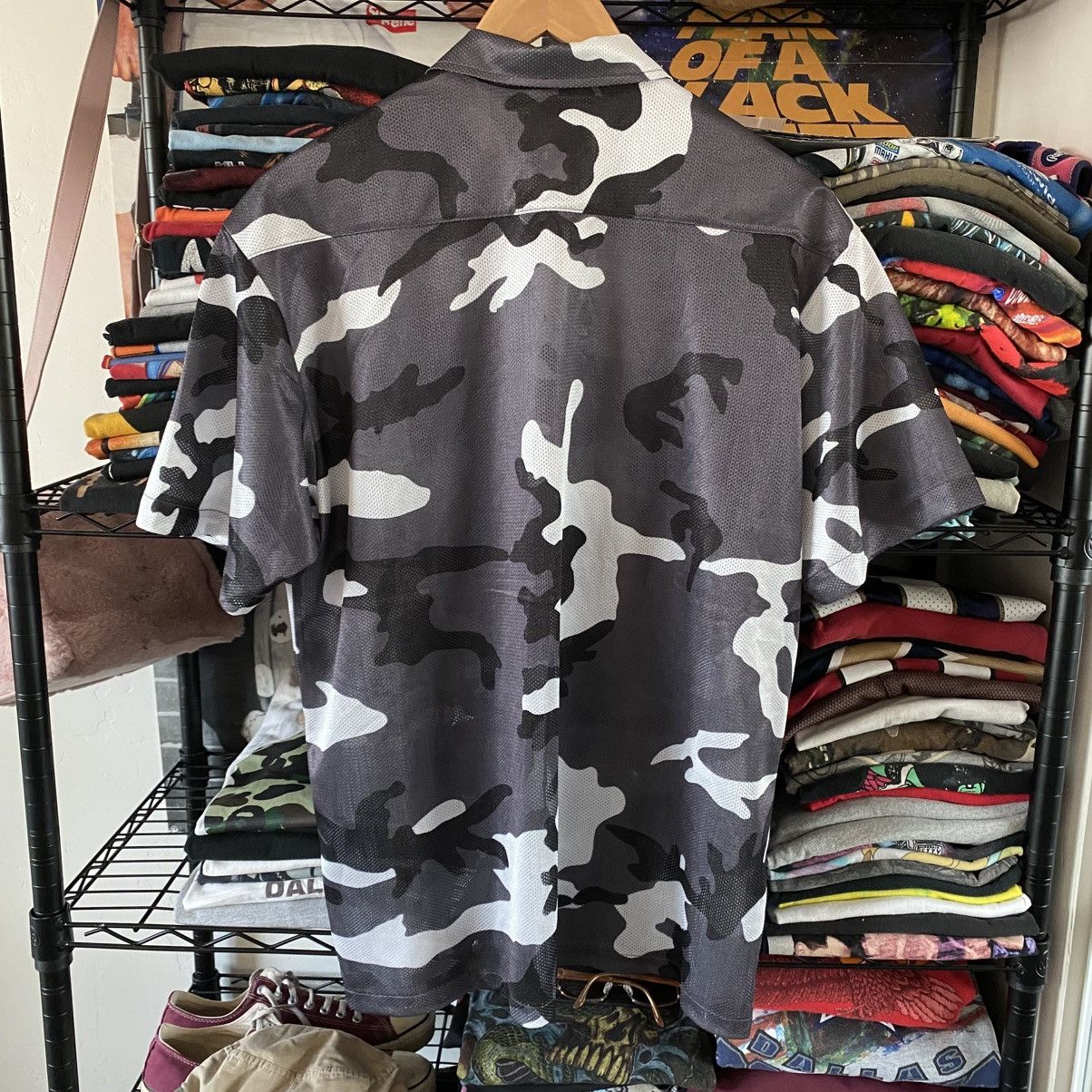 Supreme Supreme Camo Mesh Button Shirt Black 2020 Size US M / EU 48-50 / 2 - 4 Thumbnail