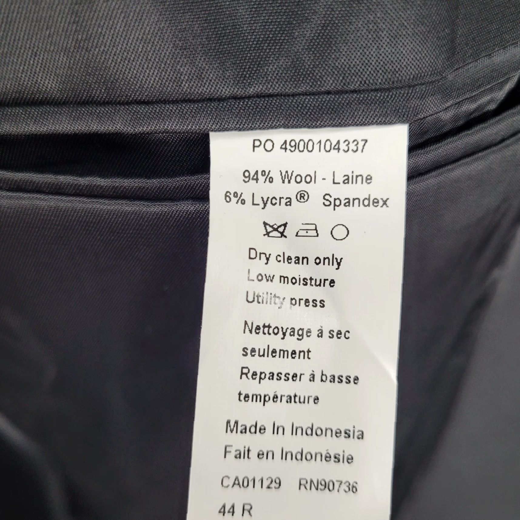 Calvin Klein Calvin Klein Blazer Shirt Black Wool Stretch 2 Button Vented Notch 44R Mens Regular Suit Coat, 2 Piece, Dry Clean Only, Solid, Wool, Spandex Size 44R - 4 Thumbnail