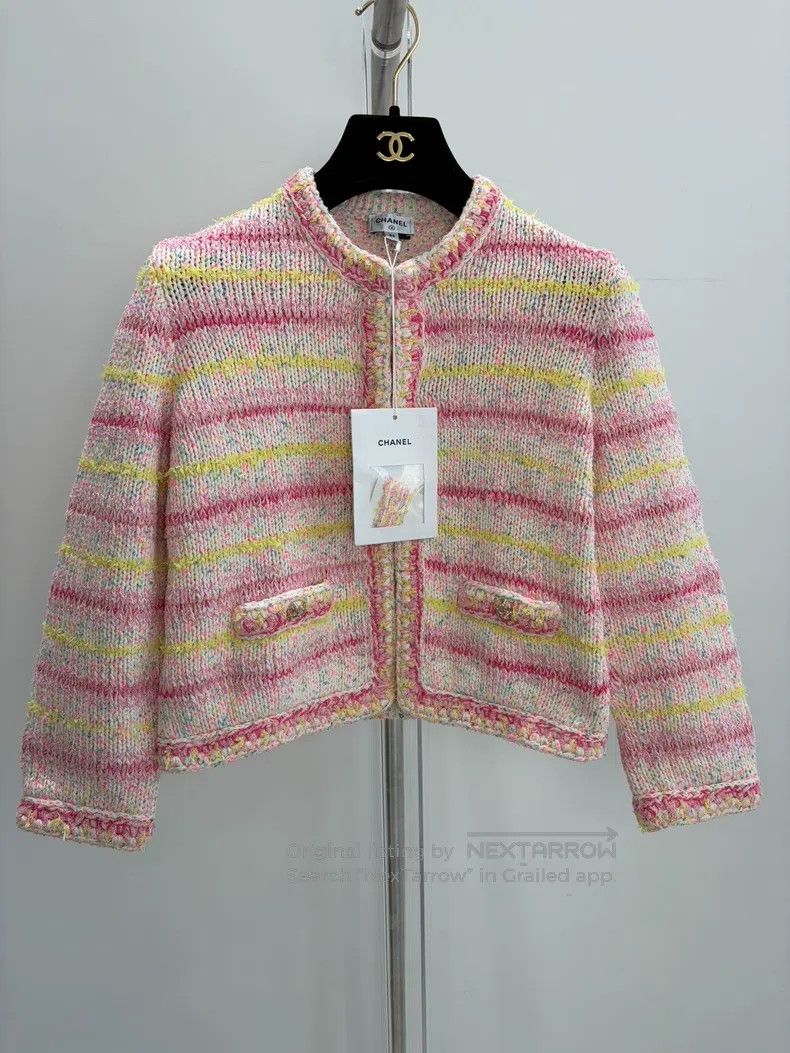 Chanel Chanel Early Spring Holiday Love Pattern Pink Striped Shor Size XS / US 0-2 / IT 36-38 - 1 Thumbnail