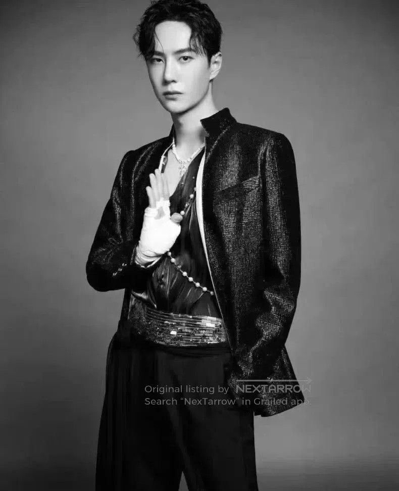 Chanel Chanel Black Silver Collar Jacket Size US S / EU 44-46 / 1 - 9 Thumbnail