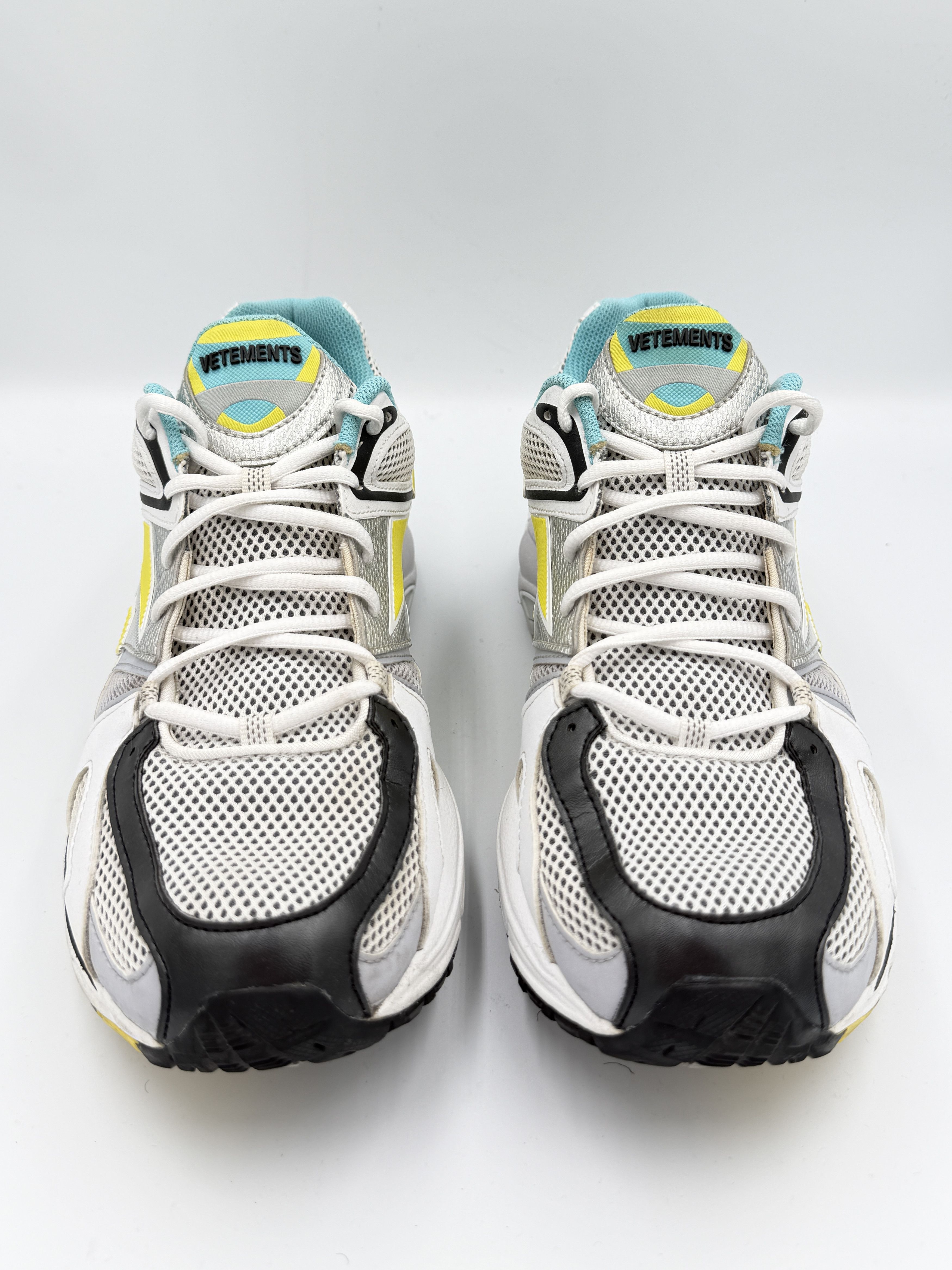 Reebok × Vetements Vetements Reebok Spike Runner 200 Sky Blue Yellow White Size US 10 / EU 43 - 7 Thumbnail