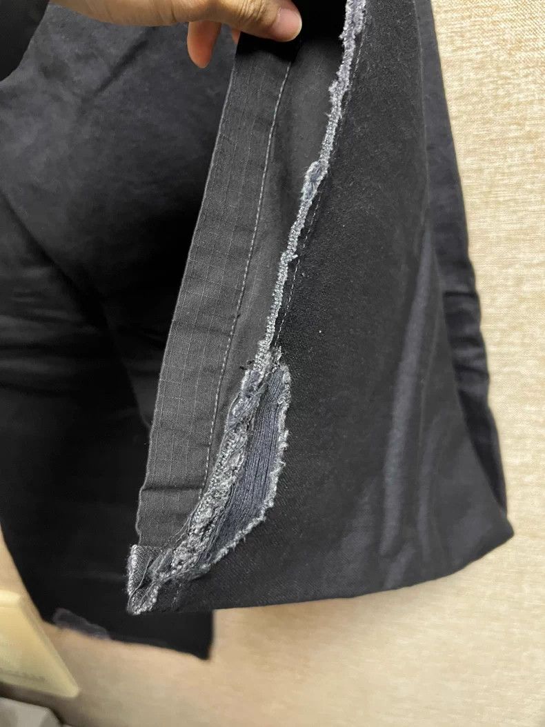 Balenciaga Balenciaga size S Multi-Pocket Cargo Pants with Denim Patc Size US 27 - 6 Thumbnail