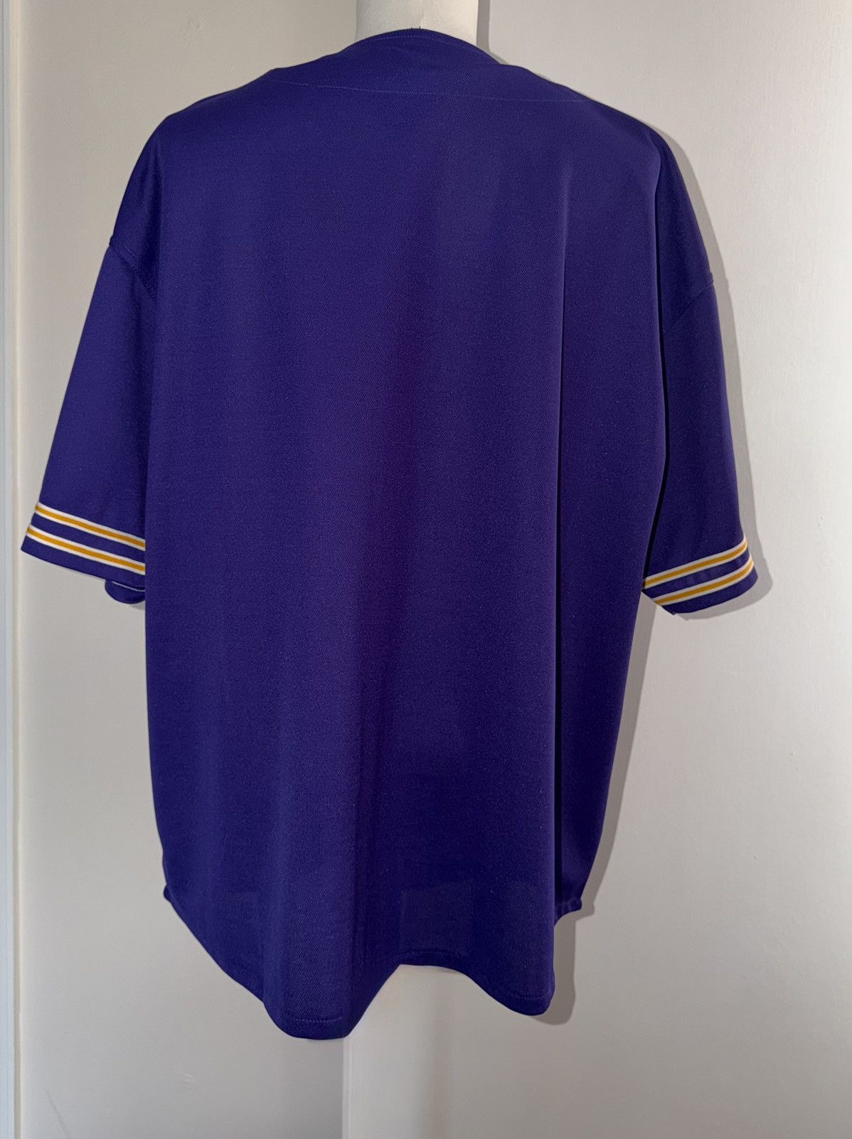 Starter LSU Tigers Team Starter Purple Men’s Baseball Jersey Size XL Size US XL / EU 56 / 4 - 10 Thumbnail