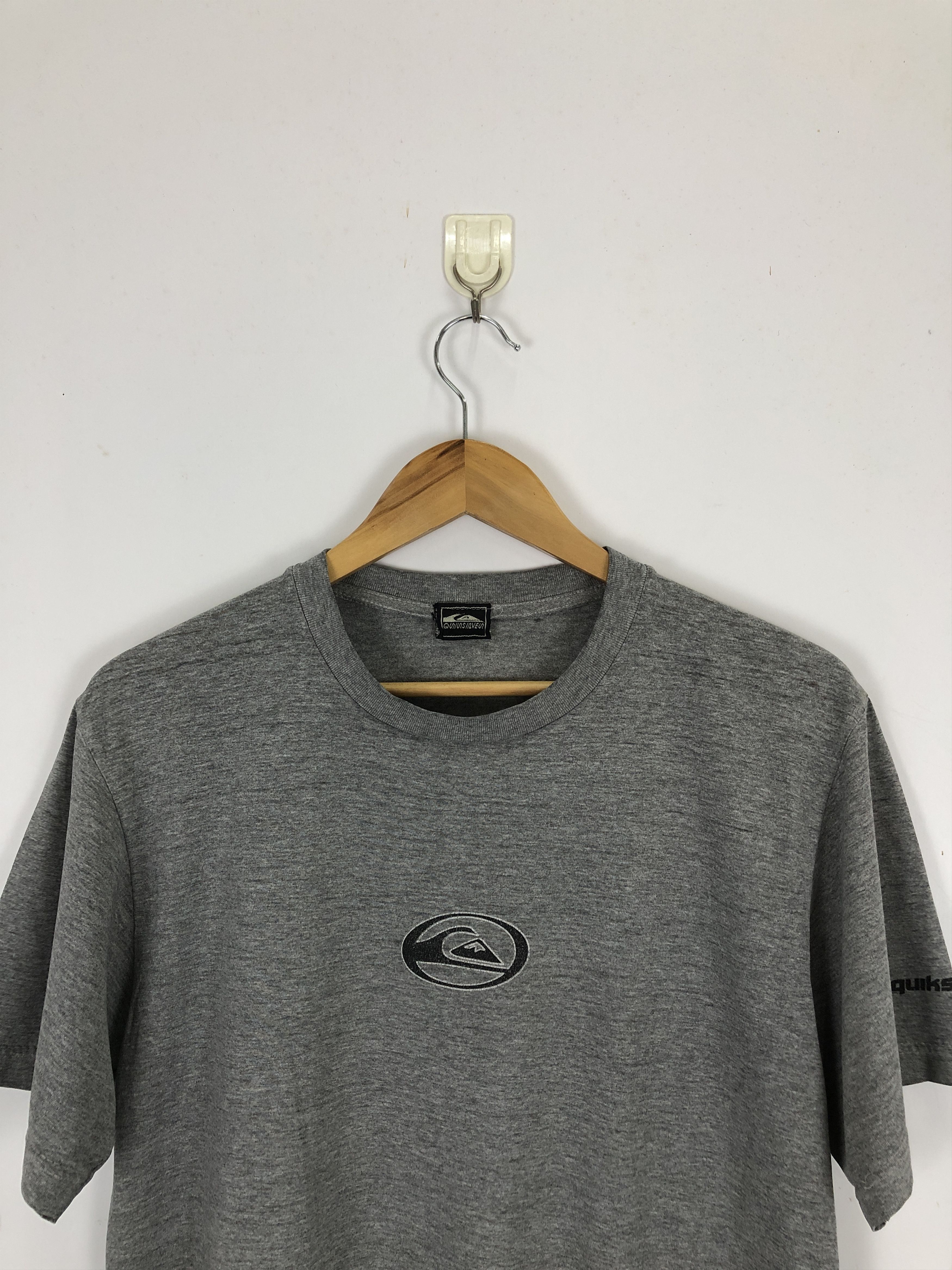 Quiksilver × Vintage Vintage 90s Quiksilver Surfing Short Sleeve Tee Size US M / EU 48-50 / 2 - 2 Thumbnail
