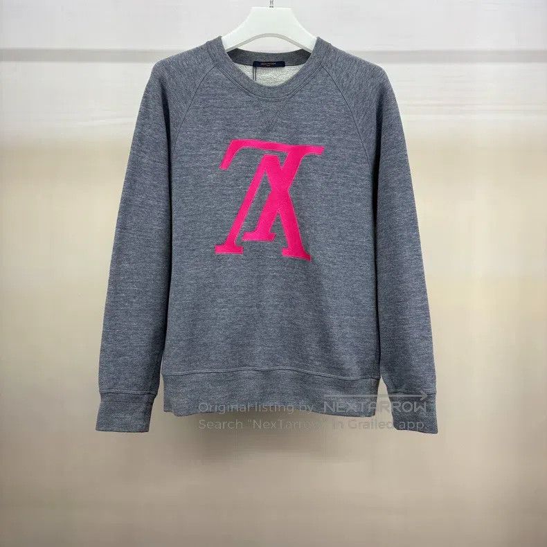 Louis Vuitton Louis Vuitton Grey Pink V logo Sweatshirt Size US L / EU 52-54 / 3 - 1 Thumbnail