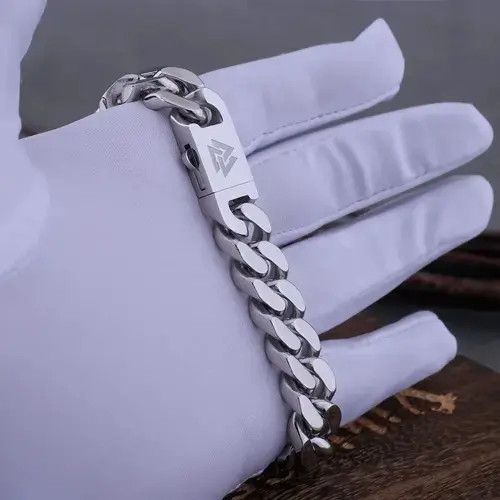 Jewelry Cuban Chain Bracelet Size ONE SIZE - 4 Thumbnail