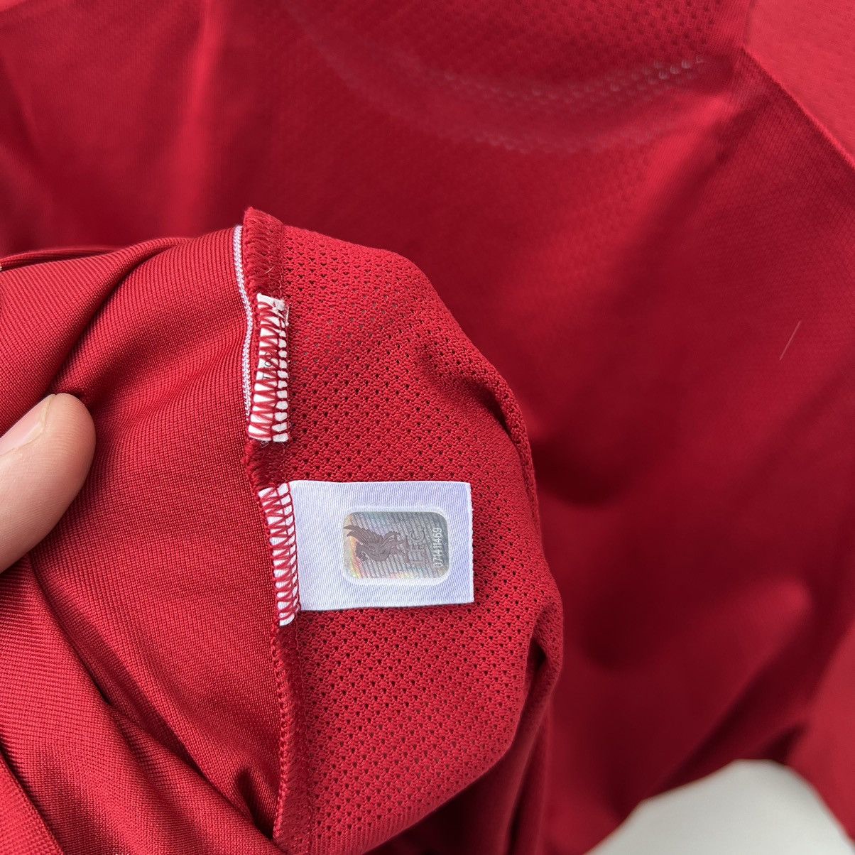 New Balance Liverpool FC New Balance 2019/2010 Home Soccer Jersey Size US M / EU 48-50 / 2 - 8 Thumbnail