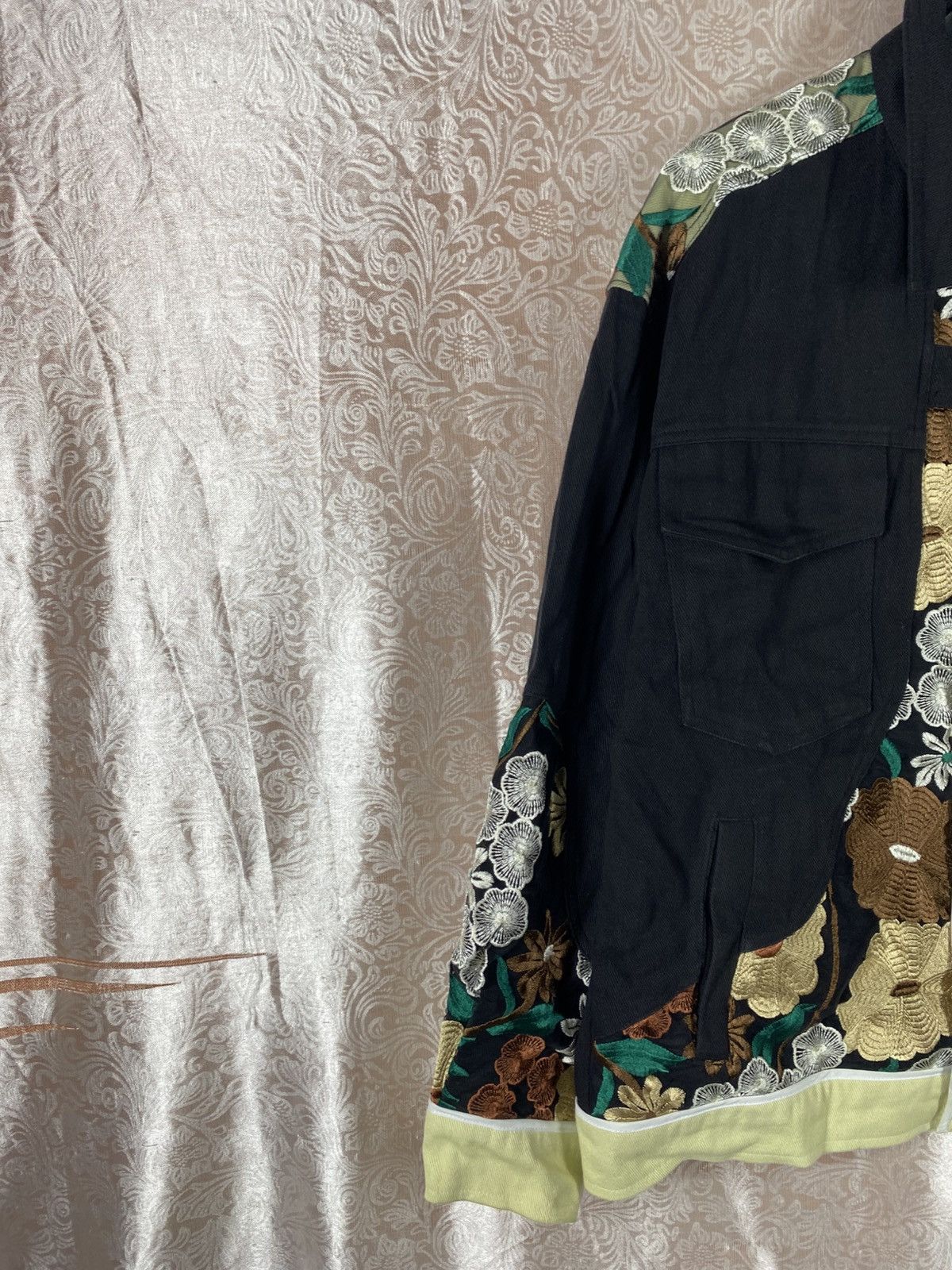 Japanese Brand Vintage Style Floral Patchwork Cropped Jacket Black Cotton Size US M / EU 48-50 / 2 - 7 Thumbnail