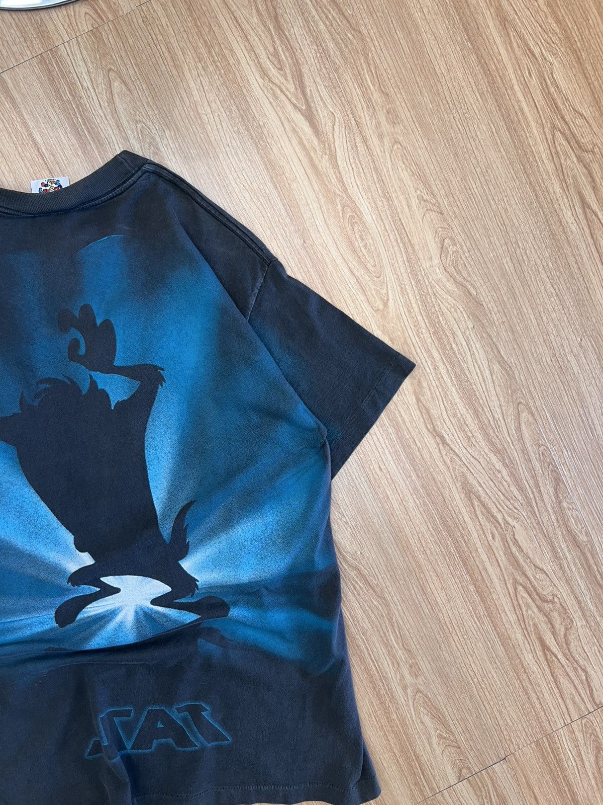 Disney vintage 1995 Looney Tunes Size US M / EU 48-50 / 2 - 8 Thumbnail