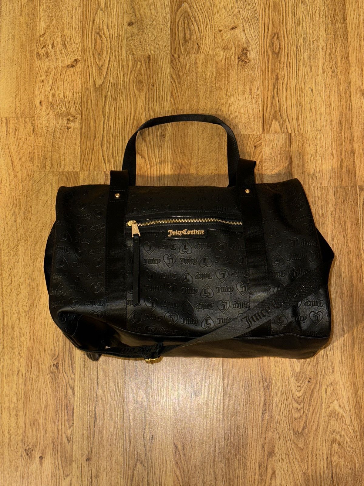 Juicy Couture Juicy Couture Embossed Hearts Weekender Duffle Bag FLAW Size ONE SIZE - 3 Thumbnail