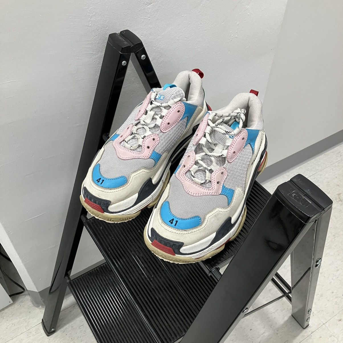 Balenciaga Balenciaga triple s 41 Size US 9 / EU 42 - 1 Thumbnail
