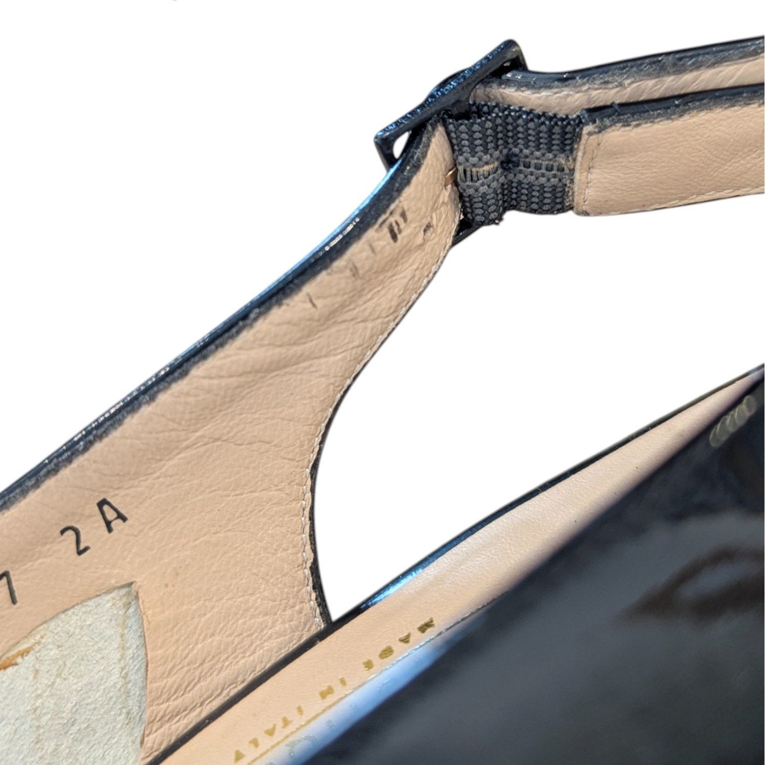 Salvatore Ferragamo 7AA Salvatore Ferragamo Boutique Black Leather Slingback Size US 7 / IT 37 - 12 Thumbnail