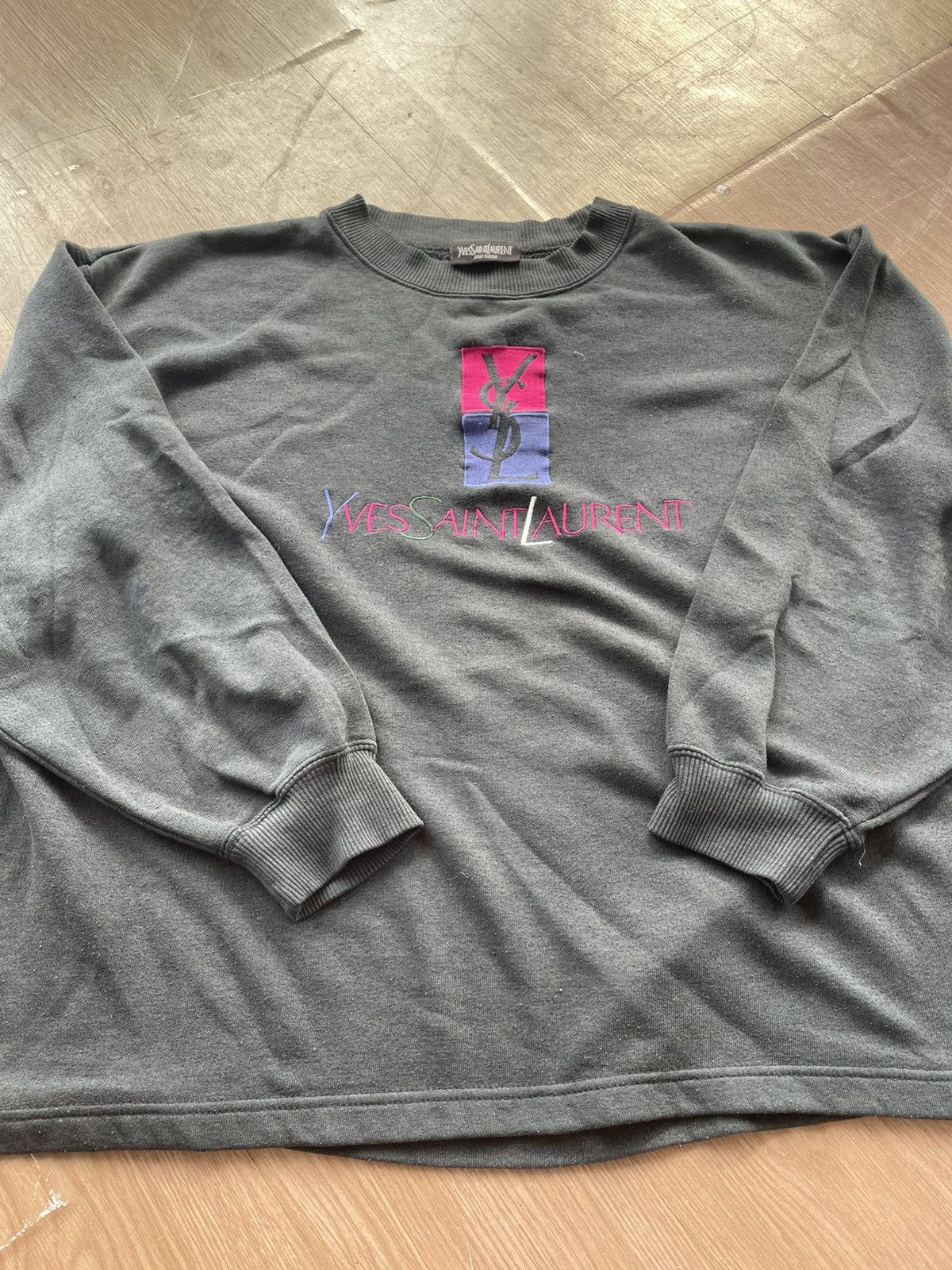 Yves Saint Laurent Yves saint lauren big logo sweatshirt Size US XL / EU 56 / 4 - 2 Thumbnail