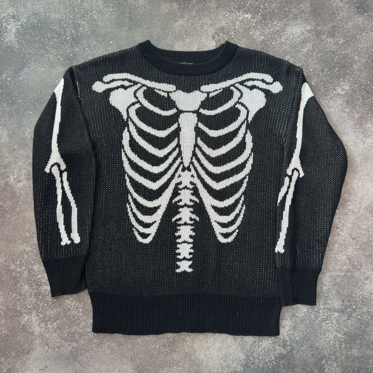 20471120 × Japanese Brand × Vintage Skull/Skeleton Amazing Y2K Gothic Sweater Size XS / US 0-2 / IT 36-38 - 1 Thumbnail
