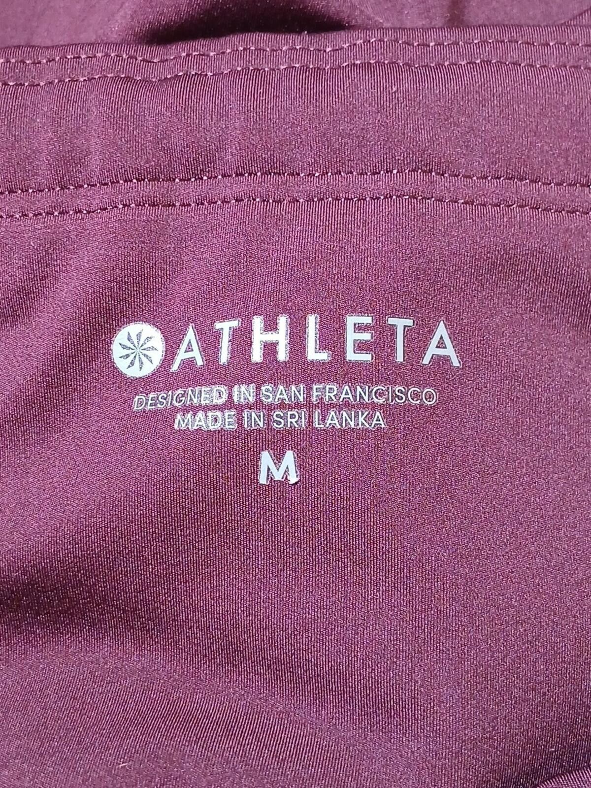 Other Athleta Capri Leggings Size M Zip Pocket Plum Stretch 28x24 Size 32" / US 10 / IT 46 - 2 Thumbnail