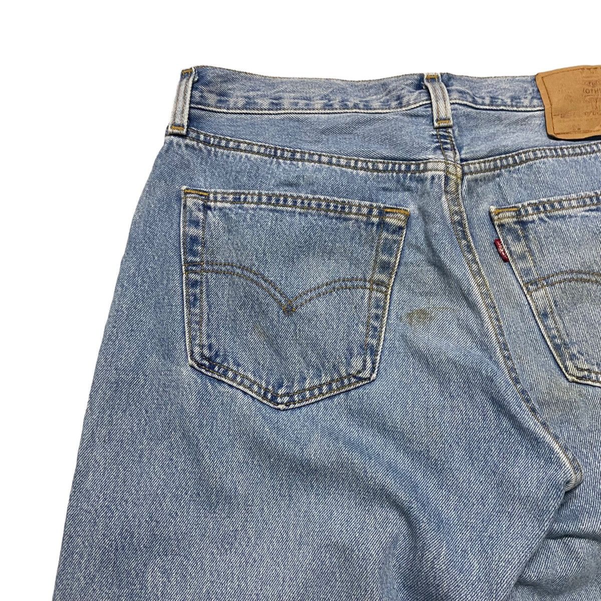 Levi's Vintage 90s Levis 501 Lightwash Jeans Nice Faded Jeans Size US 32 / EU 48 - 10 Thumbnail