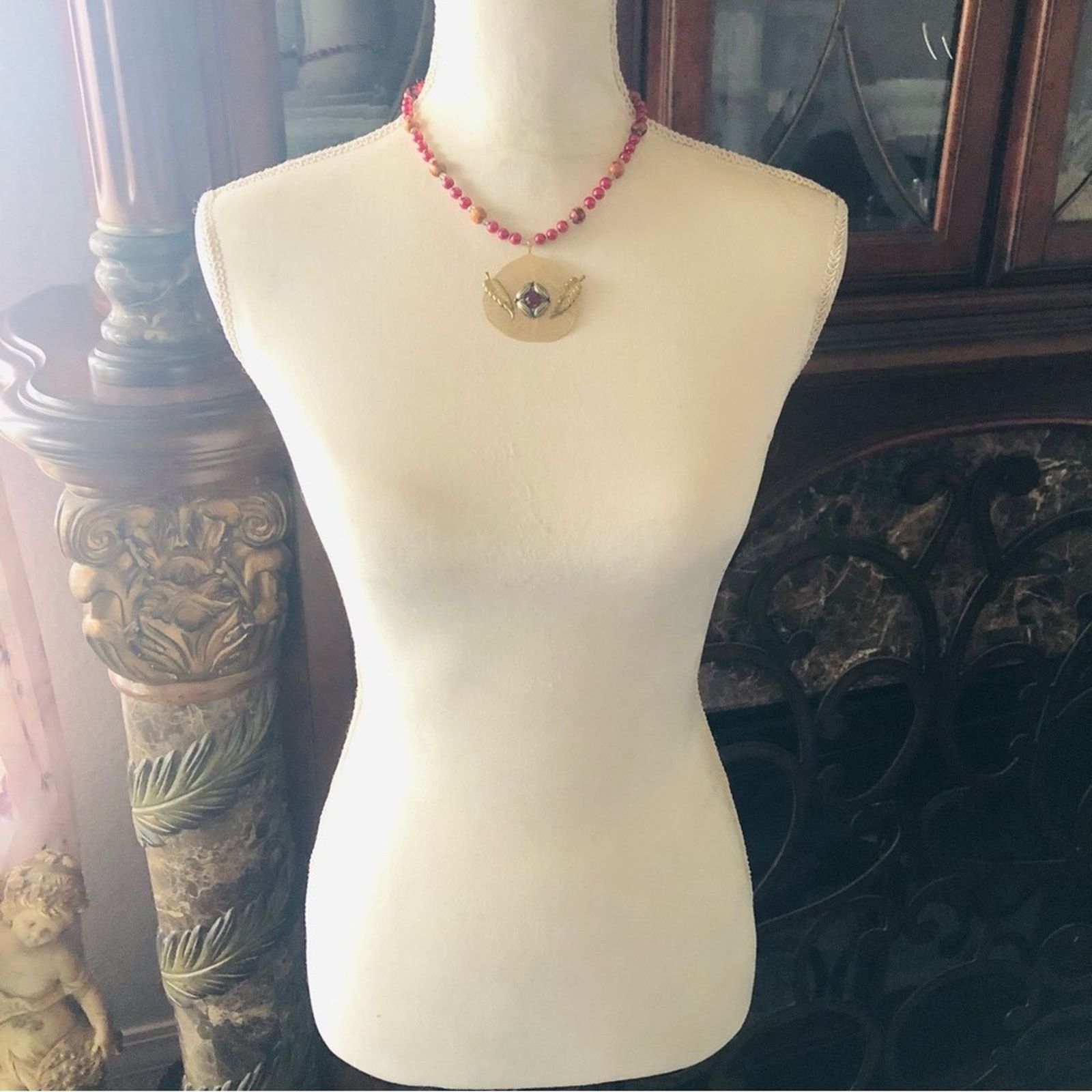Handmade Handcrafted repurpose gold leaf gem Pearl necklace Size ONE SIZE - 6 Thumbnail
