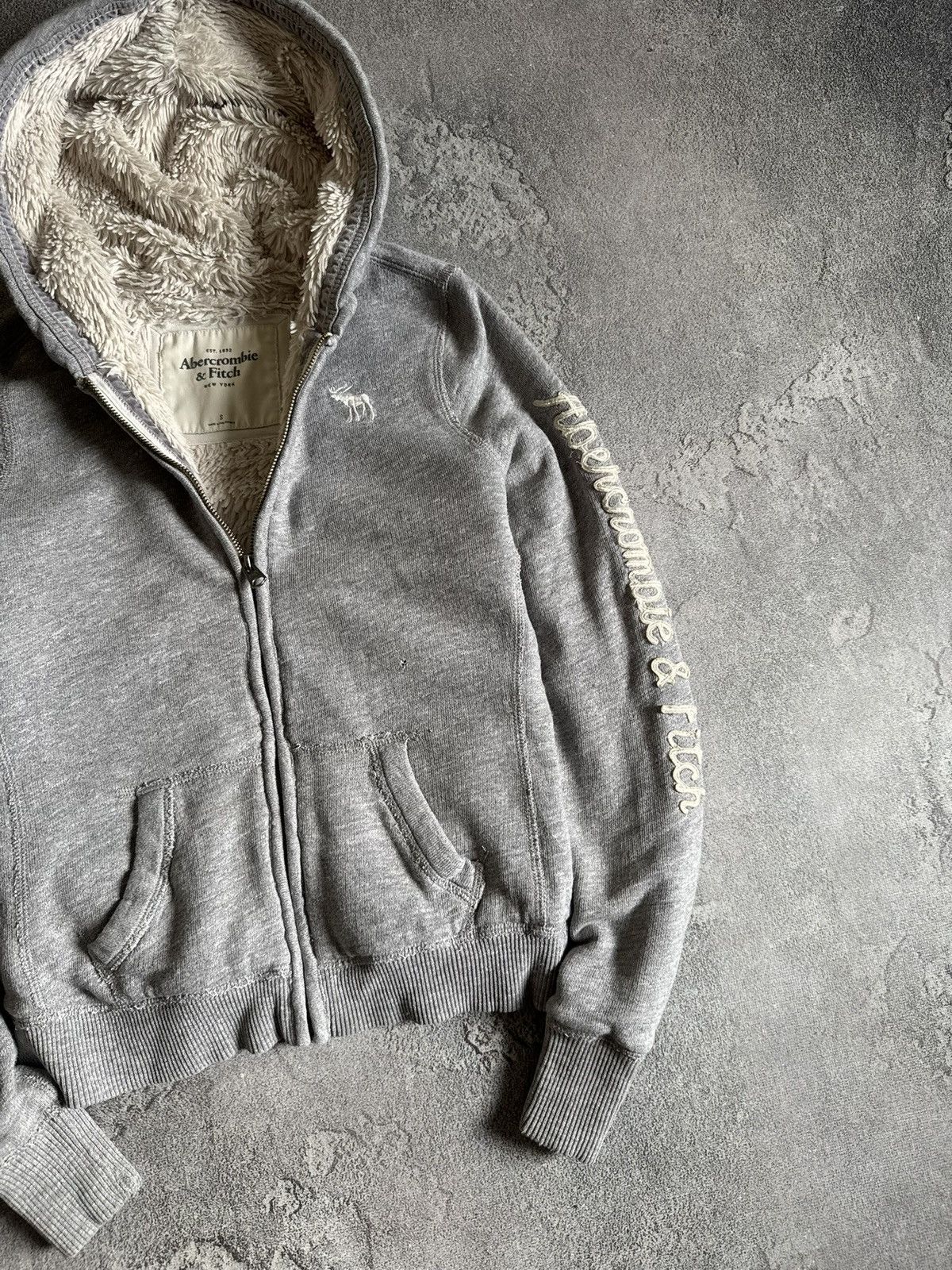 Abercrombie & Fitch Abercrombie & Fitch S/size lined sherpa hoodie fur LGB Y2K Size S / US 4 / IT 40 - 3 Thumbnail