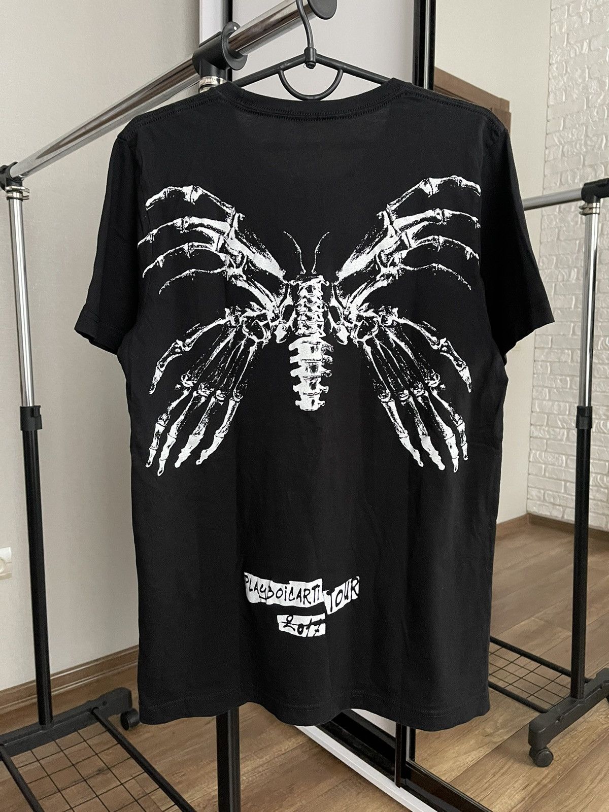 AWGE Playboi Carti Butterfly Skull T-Shirt Tee Rap Hip Hop Size US M / EU 48-50 / 2 - 9 Thumbnail