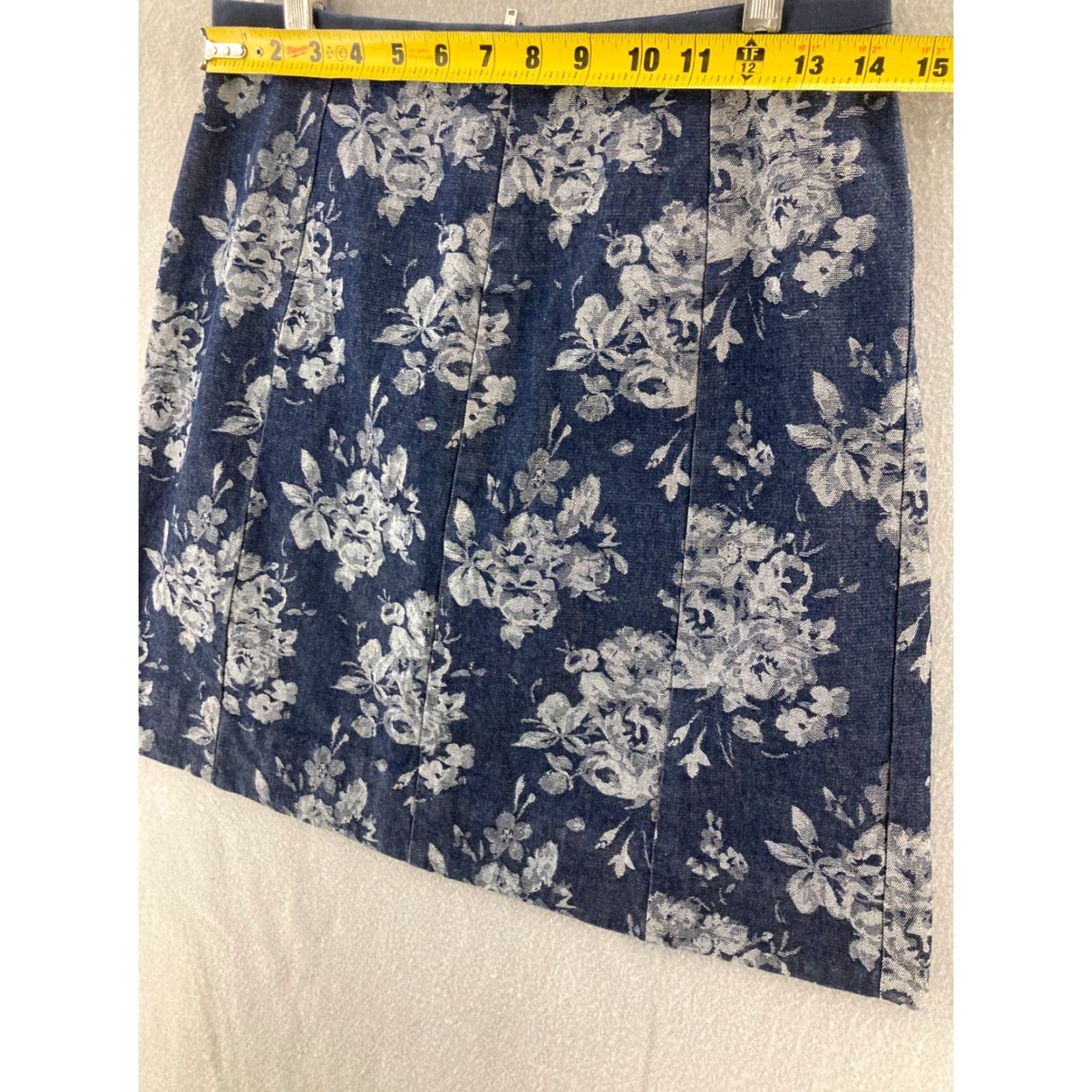 Gap Gap Skirt Womens 2 Floral Mini Denim Bohemian Y2K Shirt Skirt Womens 2 Floral Mini Denim Bohemian Y2K Size 26" / US 2 / IT 38 - 2 Thumbnail