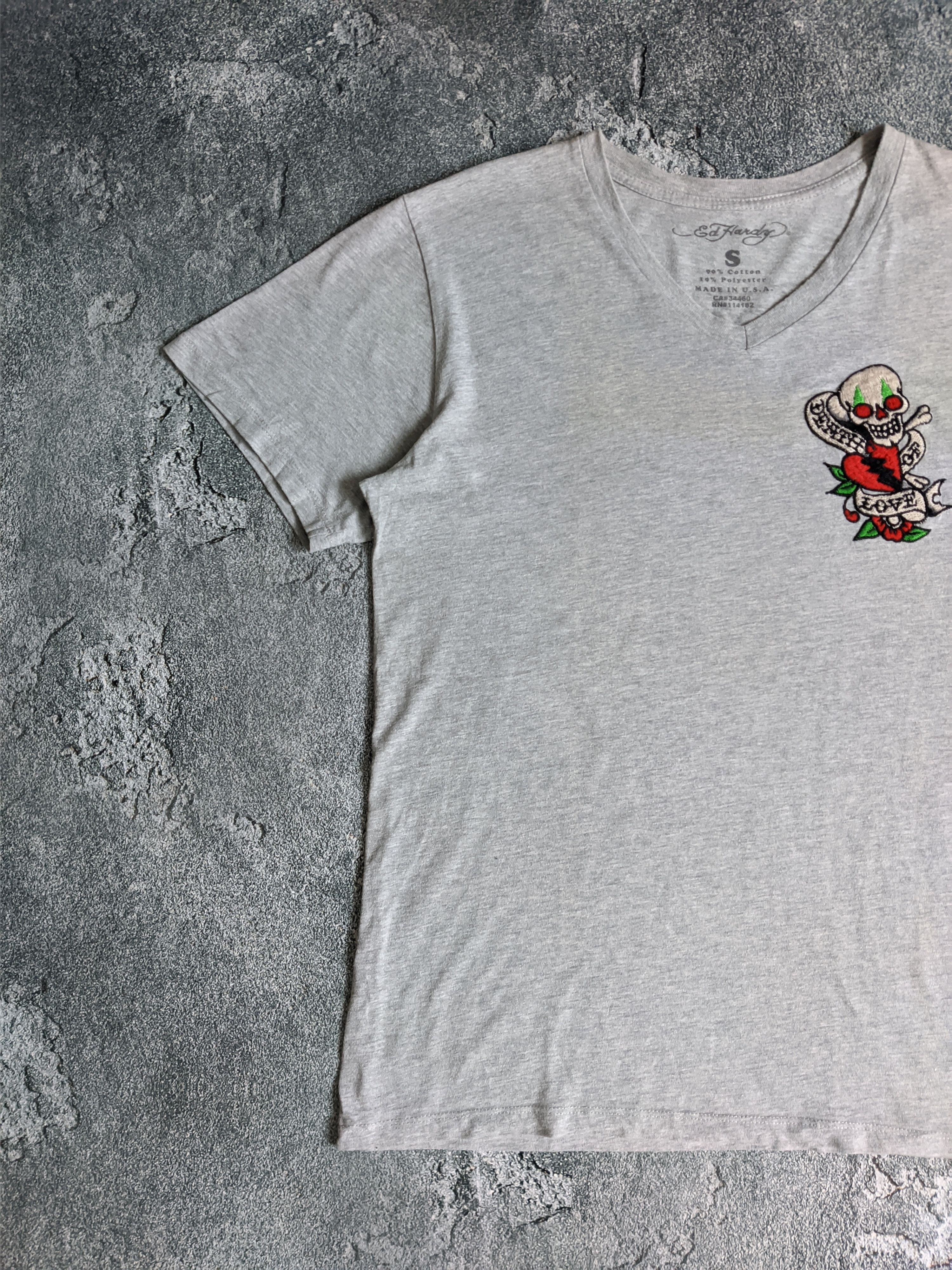 Ed Hardy Vintage ed hardy tshirt y2k big logo Size US S / EU 44-46 / 1 - 5 Thumbnail