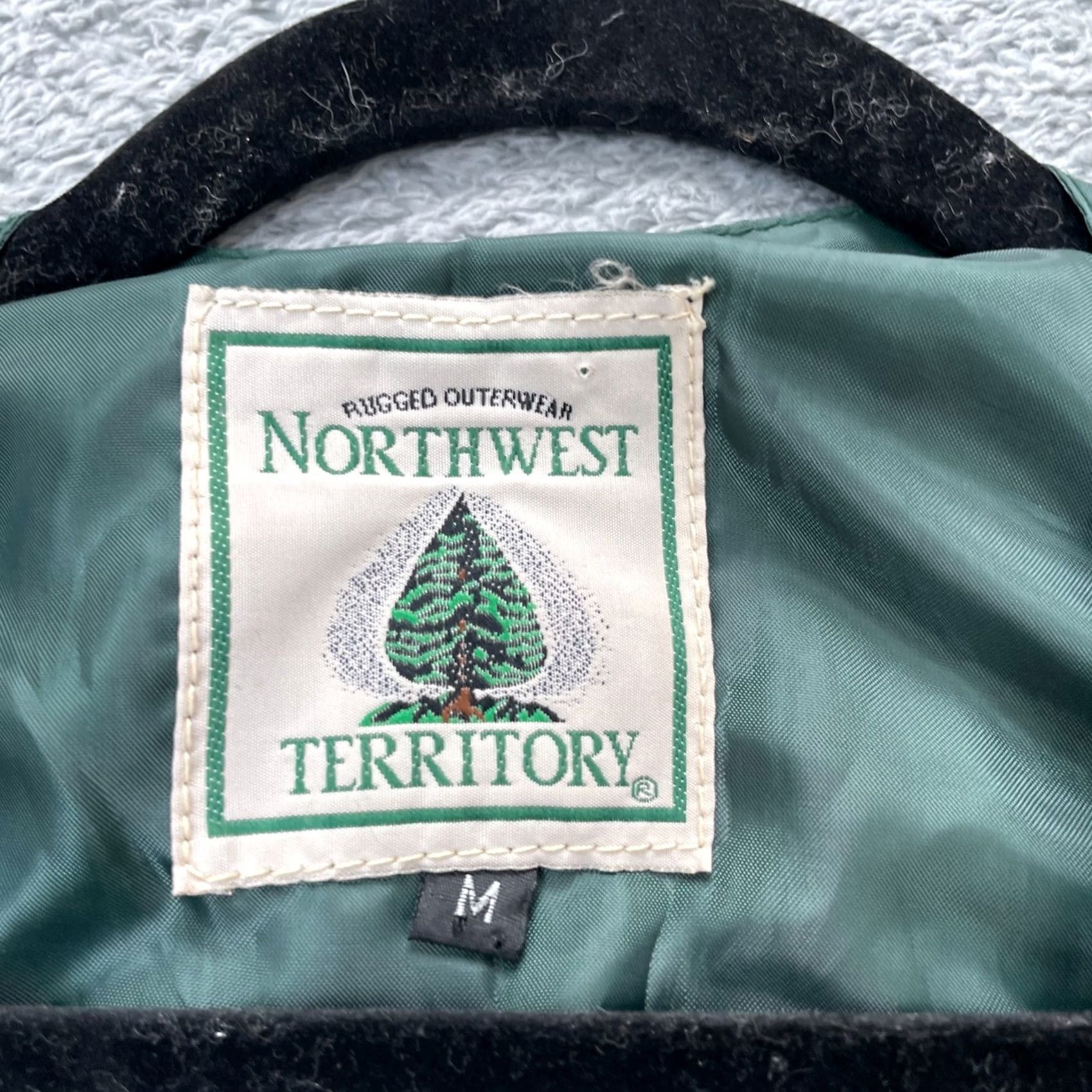 Vintage VINTAGE Northwest Territory Vest Mens M Green Leather Geometry Quilted Casual Western 38in Chest Spring Summer Fall Winter Mens Size US M / EU 48-50 / 2 - 4 Thumbnail