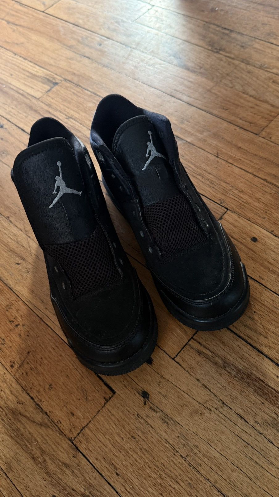 Jordan Brand OG black cat Jordan threes Size US 6 / EU 39 - 2 Thumbnail