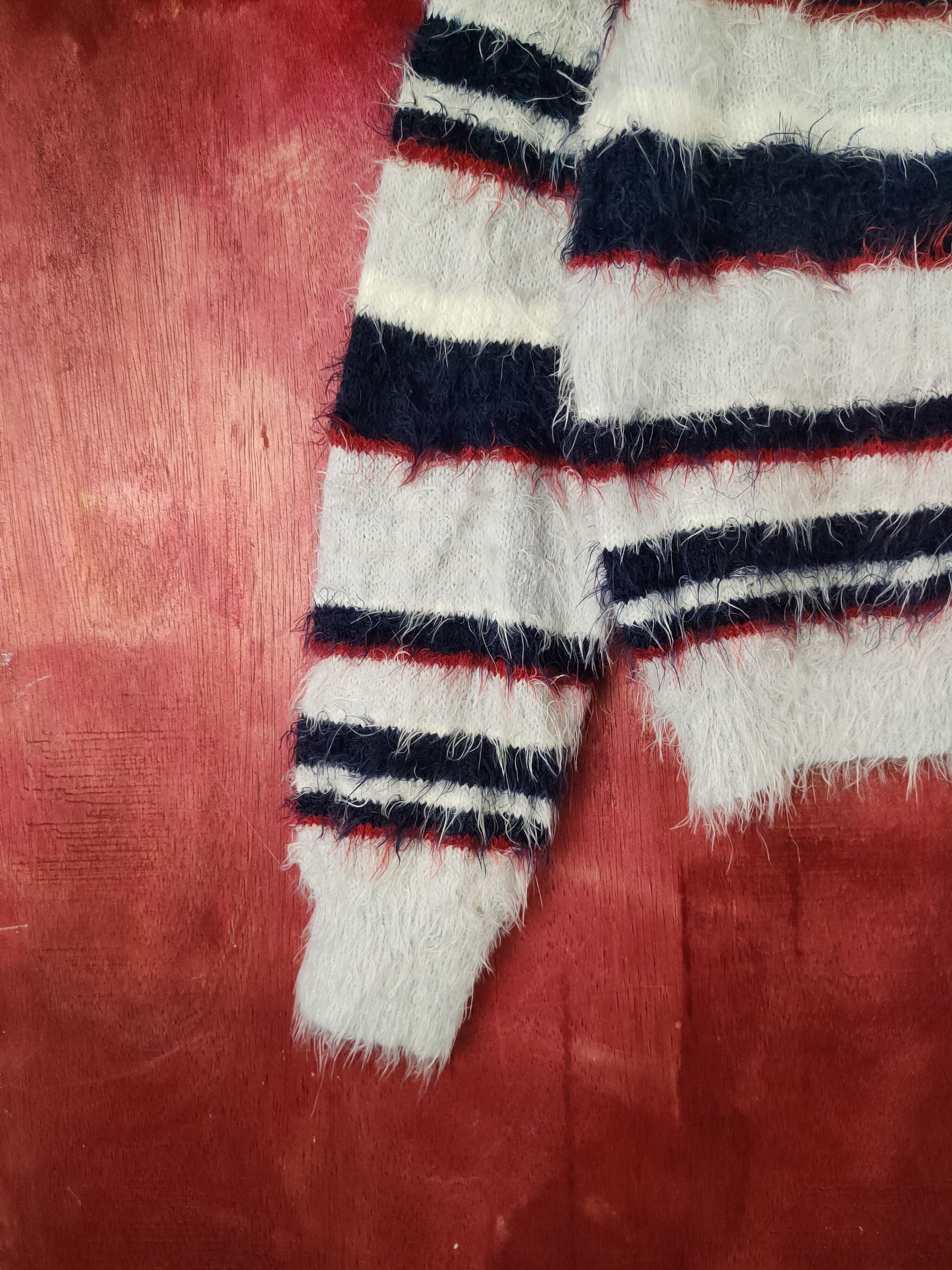 Vintage Holiday Holic Silver Fur Mohair Knitwear Cardigan #S2088 Size M / US 6-8 / IT 42-44 - 4 Thumbnail