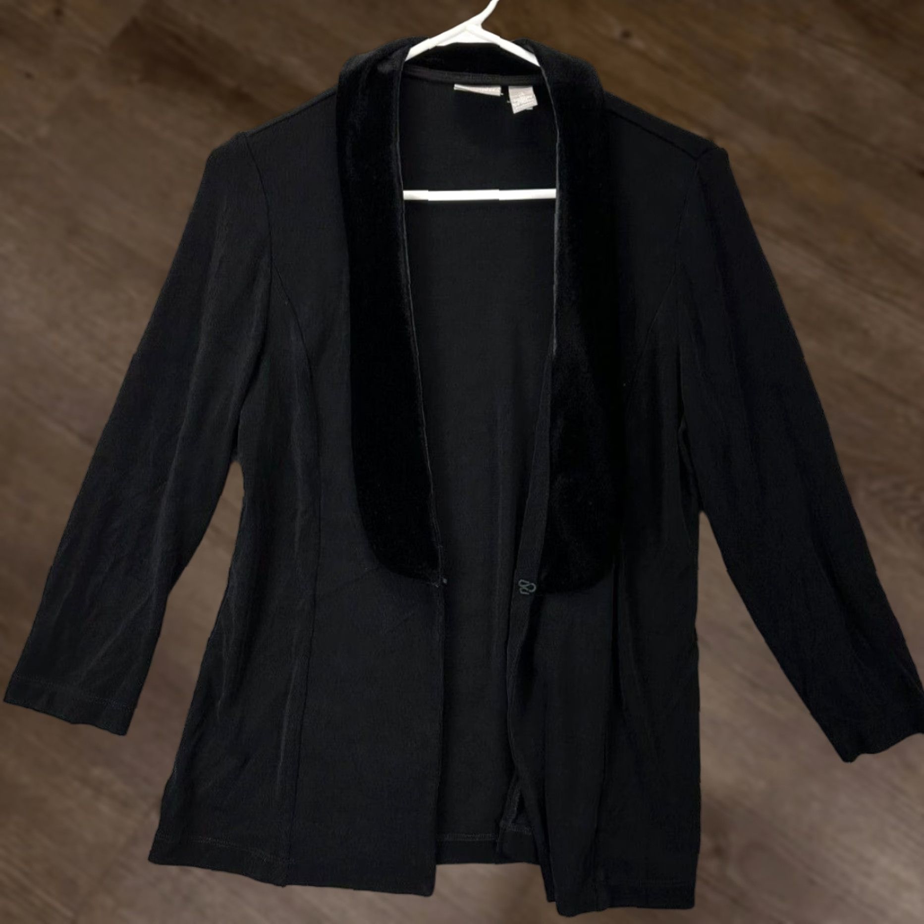 Vintage Chicos Sweater Cardigan Womens 1 Black Velour Accent Open Made In USA Travelers Size XS / US 0-2 / IT 36-38 - 1 Thumbnail