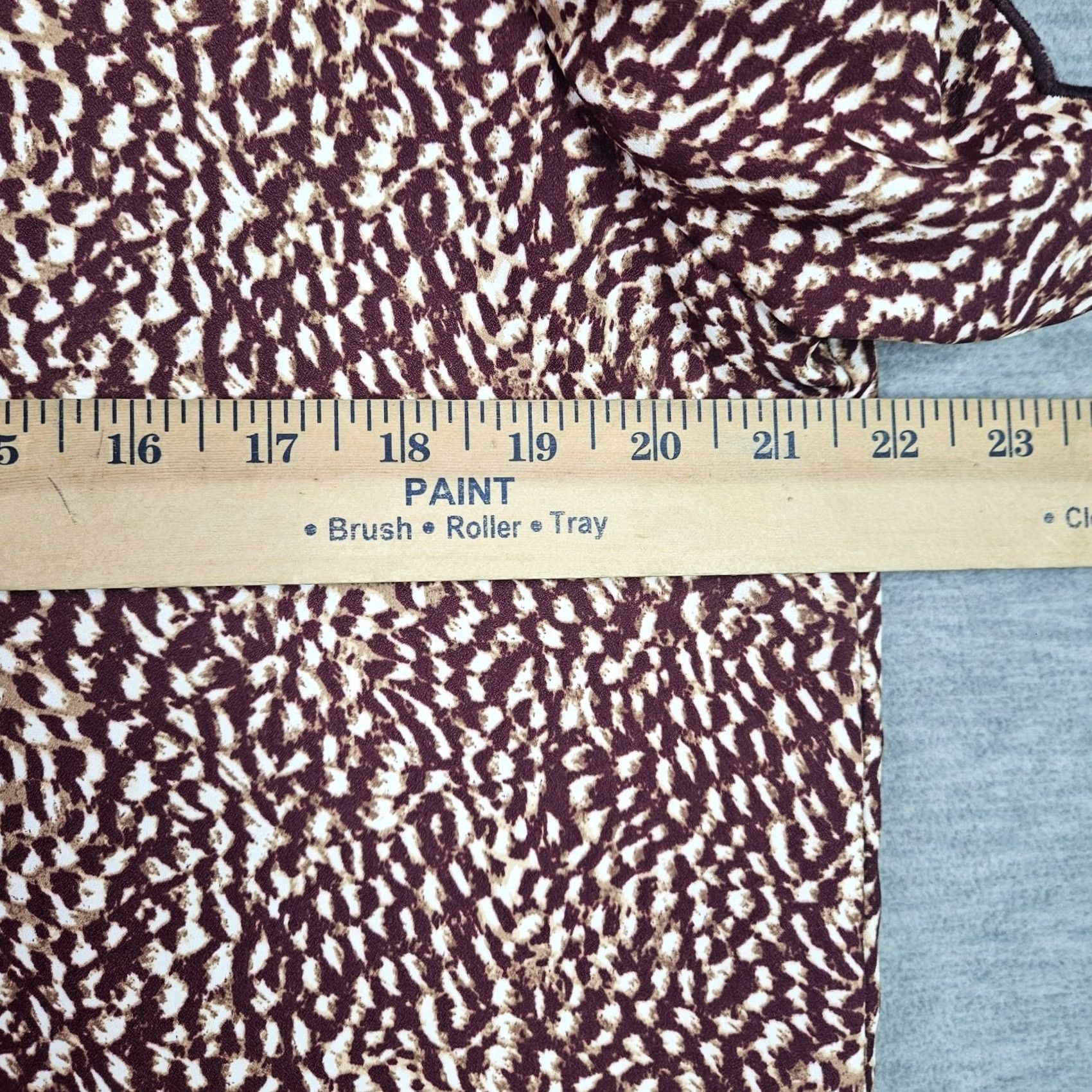 Express Express Size L Multicolor Flutter Sleeve Top Womens Blouse Shirt Circle Short Sleeve Polyster Scalloped N/A Size L / US 10 / IT 46 - 3 Thumbnail
