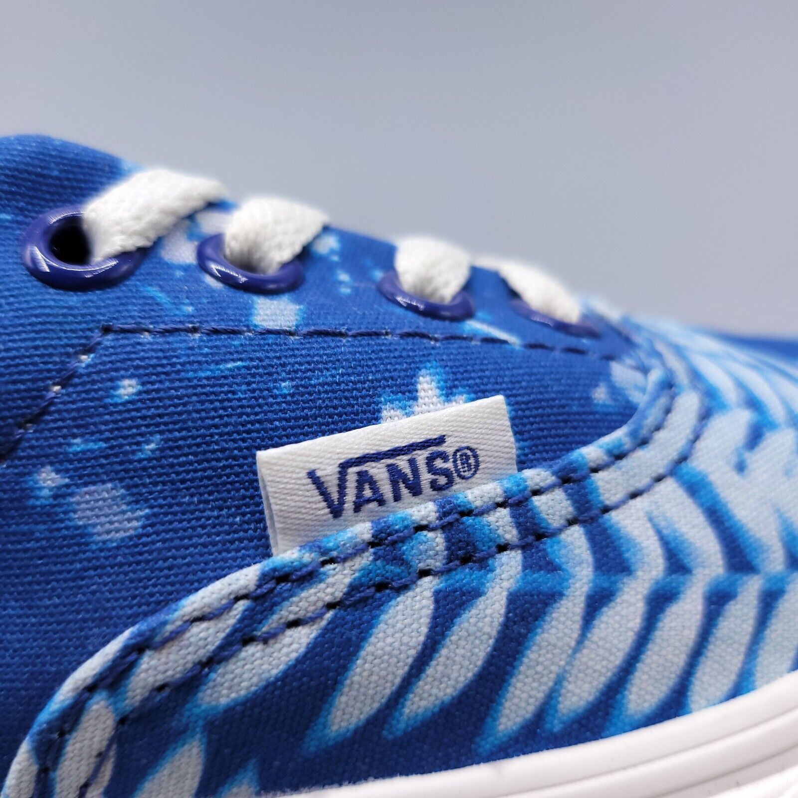 Vans Vans Off the Wall Shoe Womens Size 7 Mens 5.5 500714 Blue Size US 7 / IT 37 - 8 Thumbnail