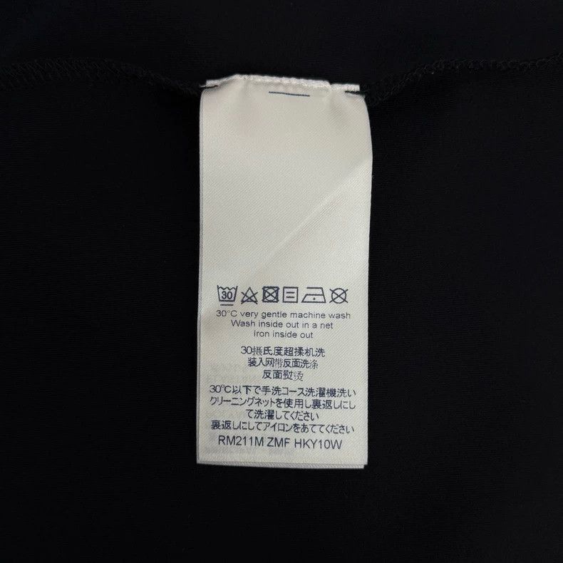 Louis Vuitton Louis Vuitton Black map logo thermal back pocket short slee Size US M / EU 48-50 / 2 - 7 Thumbnail