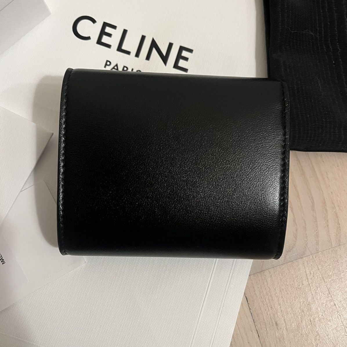 Celine CELINE SMALL FLAP WALLET TRIOMPHE IN BLACK AND GOLD Size ONE SIZE - 7 Thumbnail