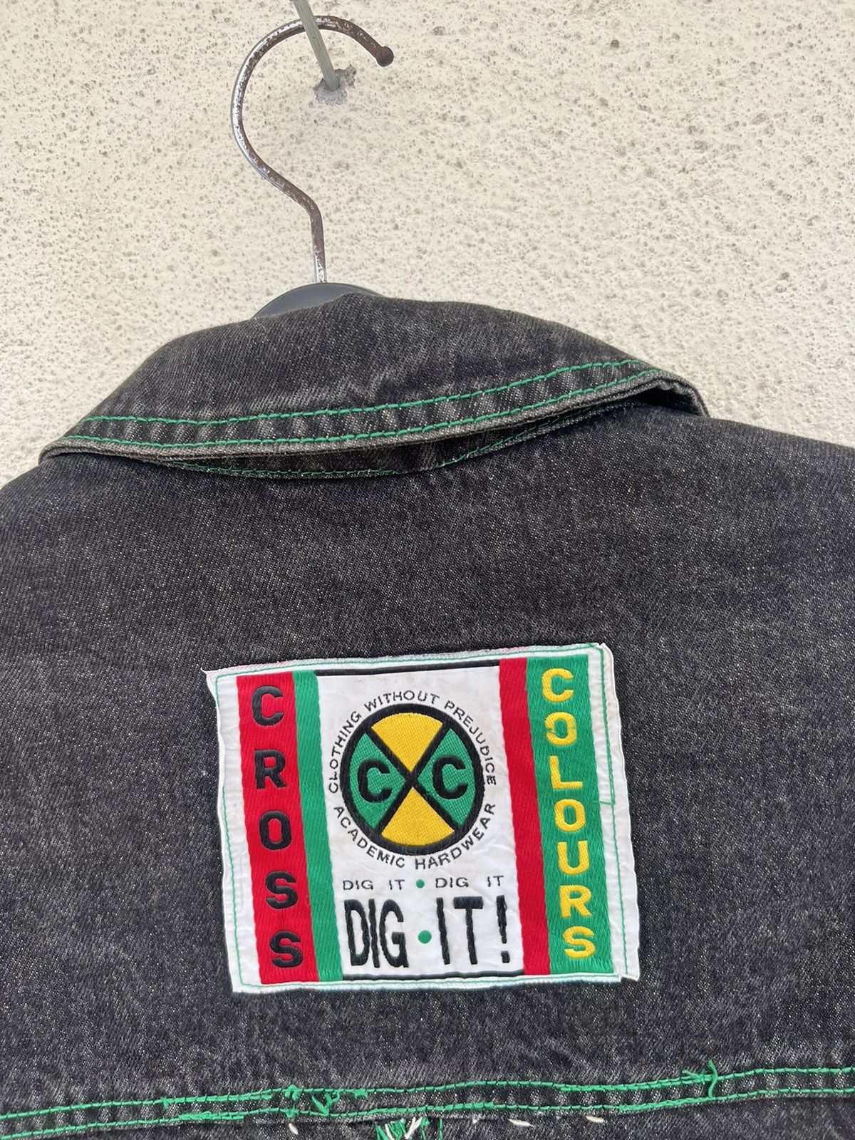 Cross Colours Vintage 90s Cross Colours Rips Fade Denim Oversized Jacket Size US XL / EU 56 / 4 - 19 Thumbnail