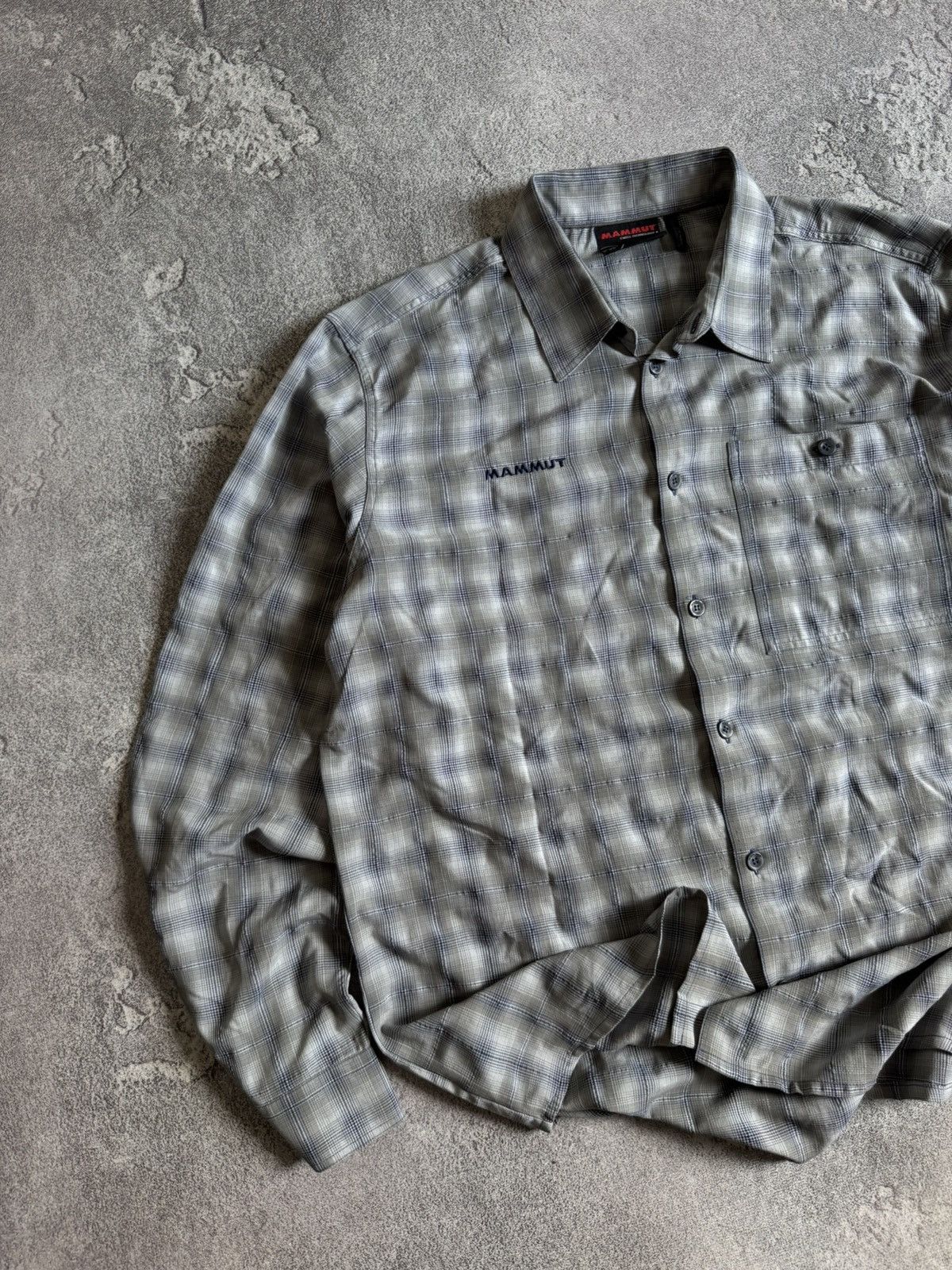 Mammut Mammut L Chekered shirt button up long sleeve outdoor Size US L / EU 52-54 / 3 - 3 Thumbnail