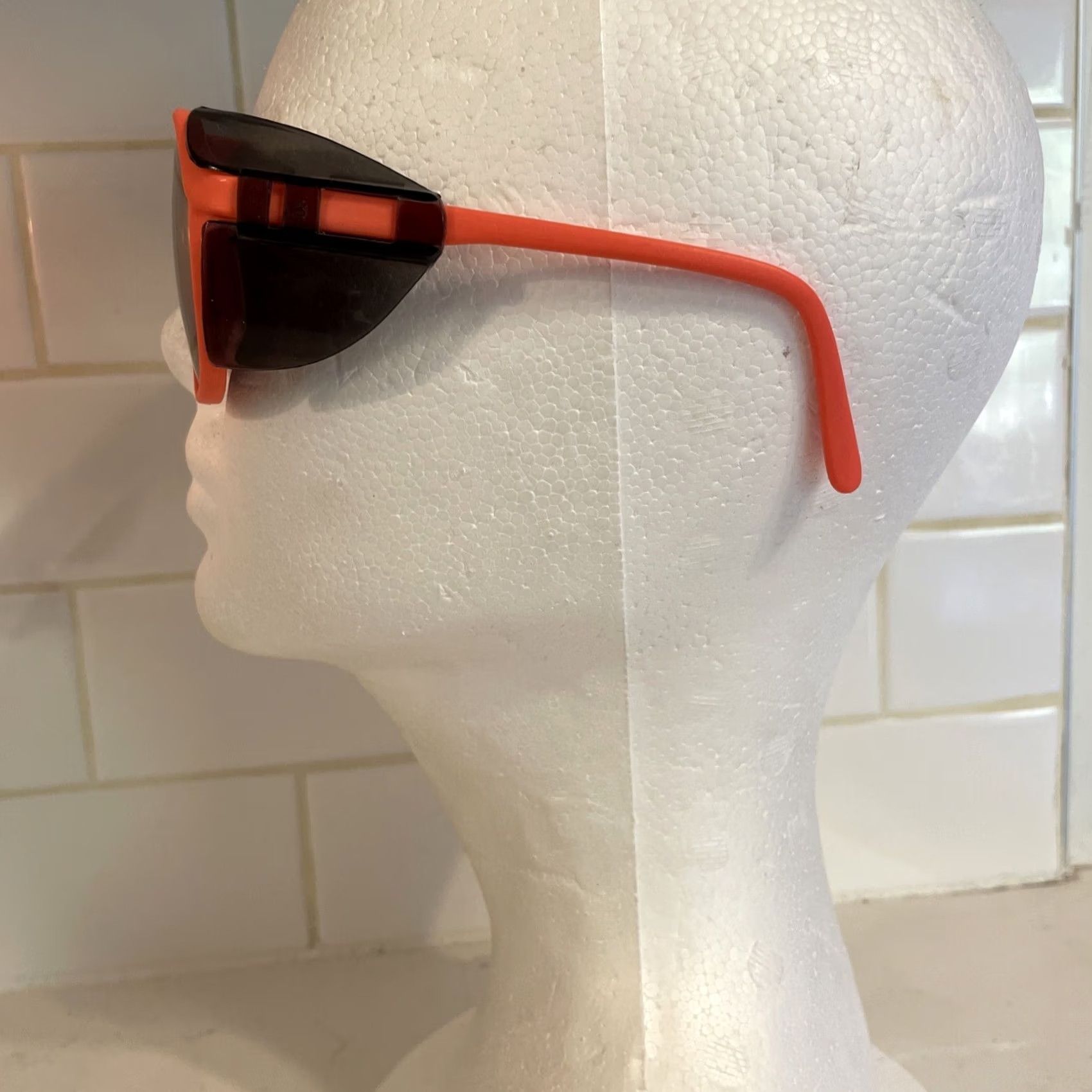 Etro VINTAGE Bouton Panalite Sunglasses Shield 70s 80s EUC Neon Orange Metal Unisex Adults Hip Hop Z87 Size ONE SIZE - 4 Thumbnail