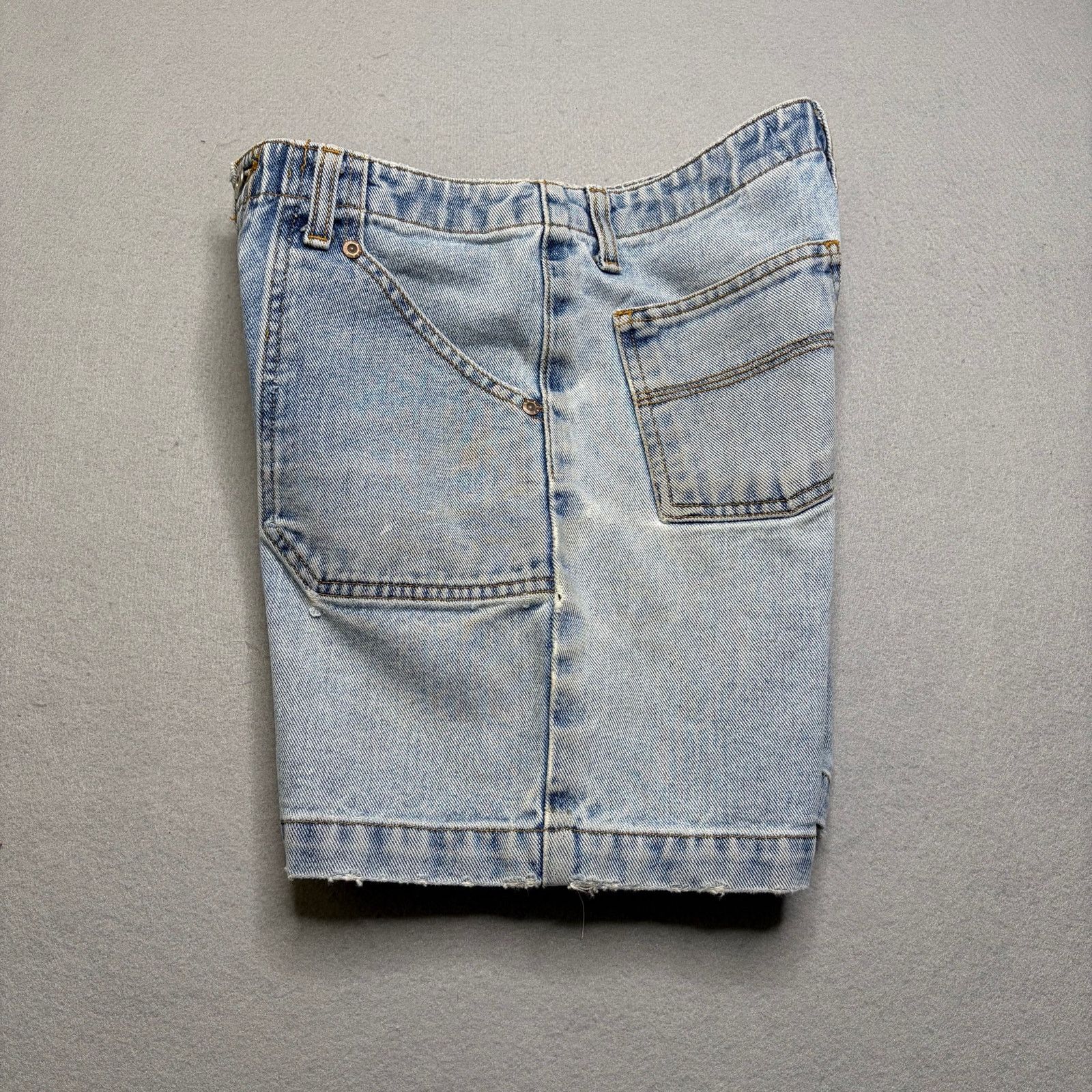 Vintage Vintage CHAZZZ Denim Carpenter Shorts Women’s Size 3 Y2K Size 27" / US 4 / IT 40 - 10 Thumbnail