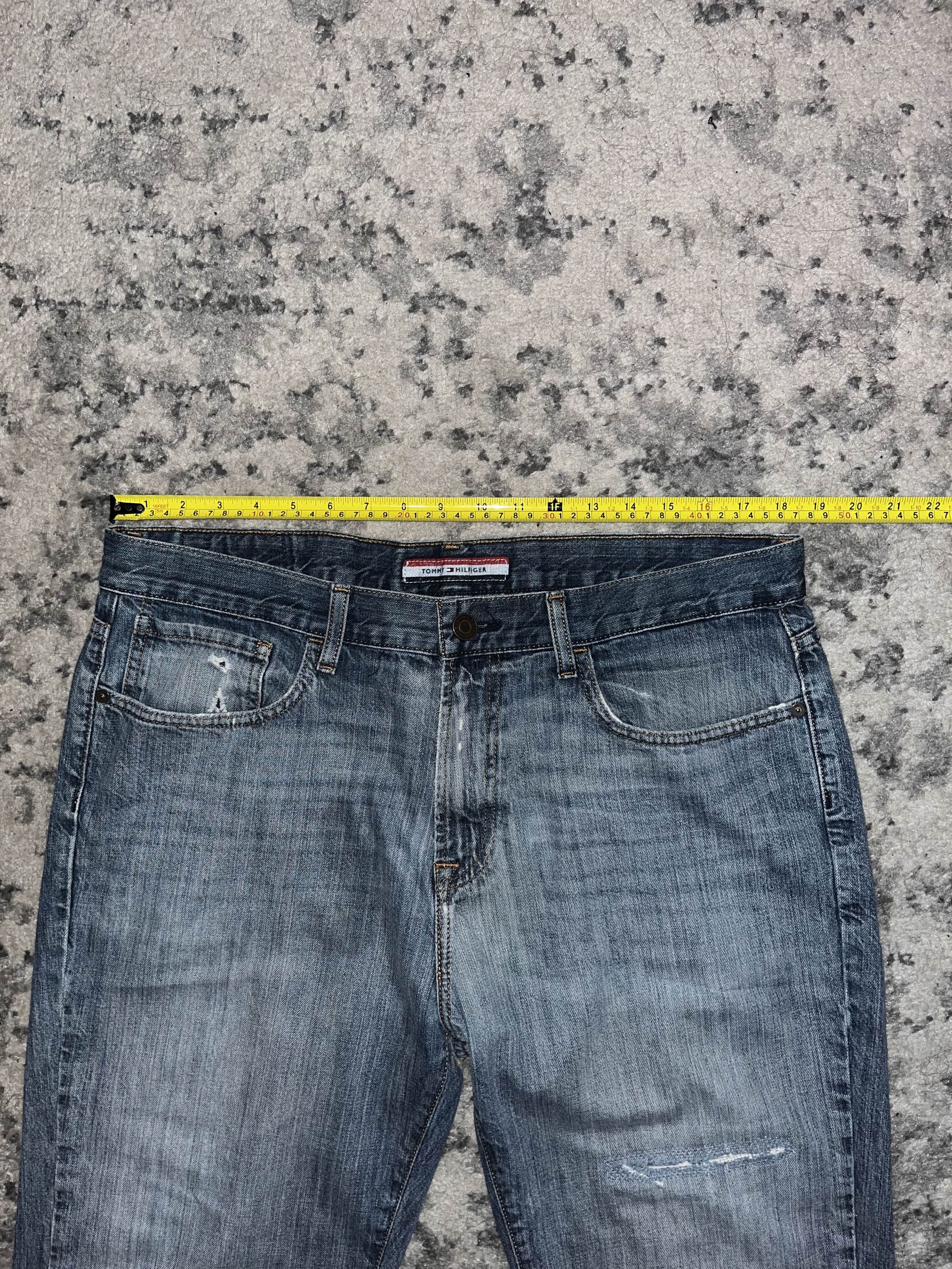 Tommy Hilfiger Y2K Tommy Hilfiger Distressed Light Washed Denim Size US 36 / EU 52 - 6 Thumbnail