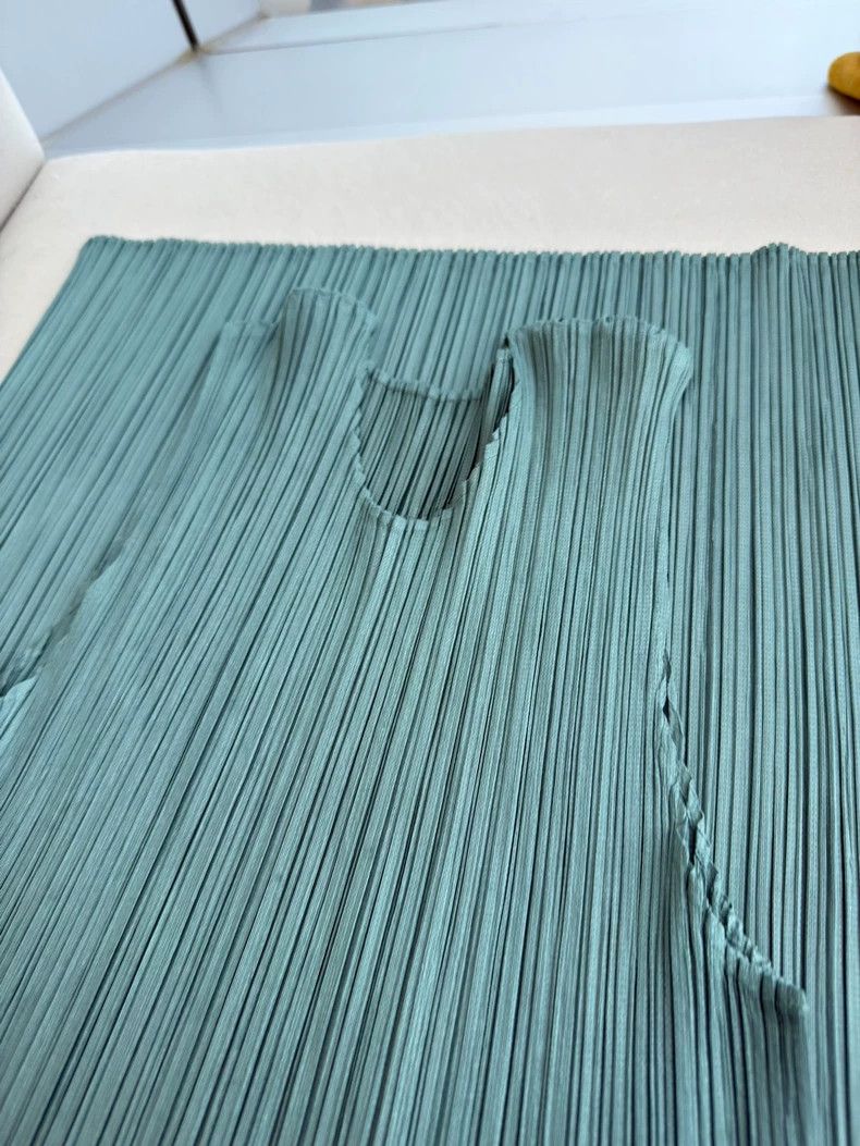 Issey Miyake Issey Miyake Green dress Size S / US 4 / IT 40 - 2 Thumbnail