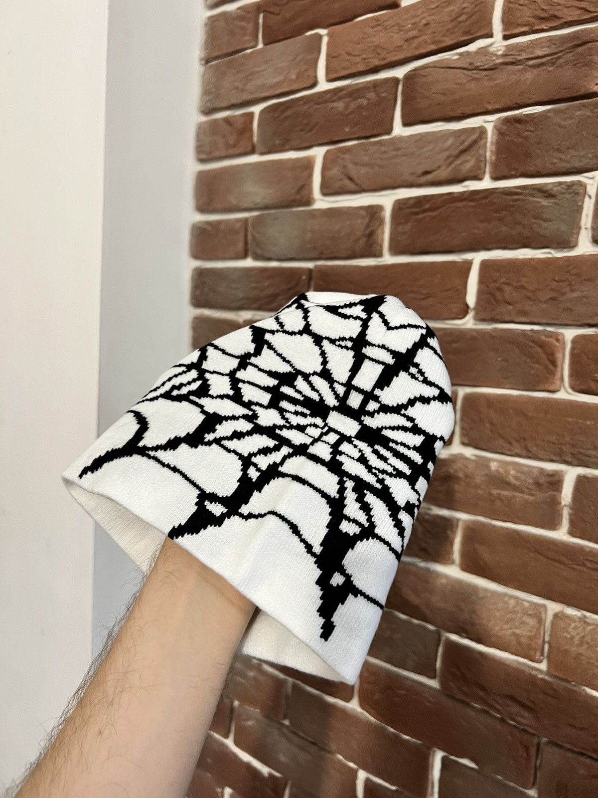 Spyder Vintage Y2k Spyder Spiderweb Spider Beanie Alternative Hype Size ONE SIZE - 3 Thumbnail