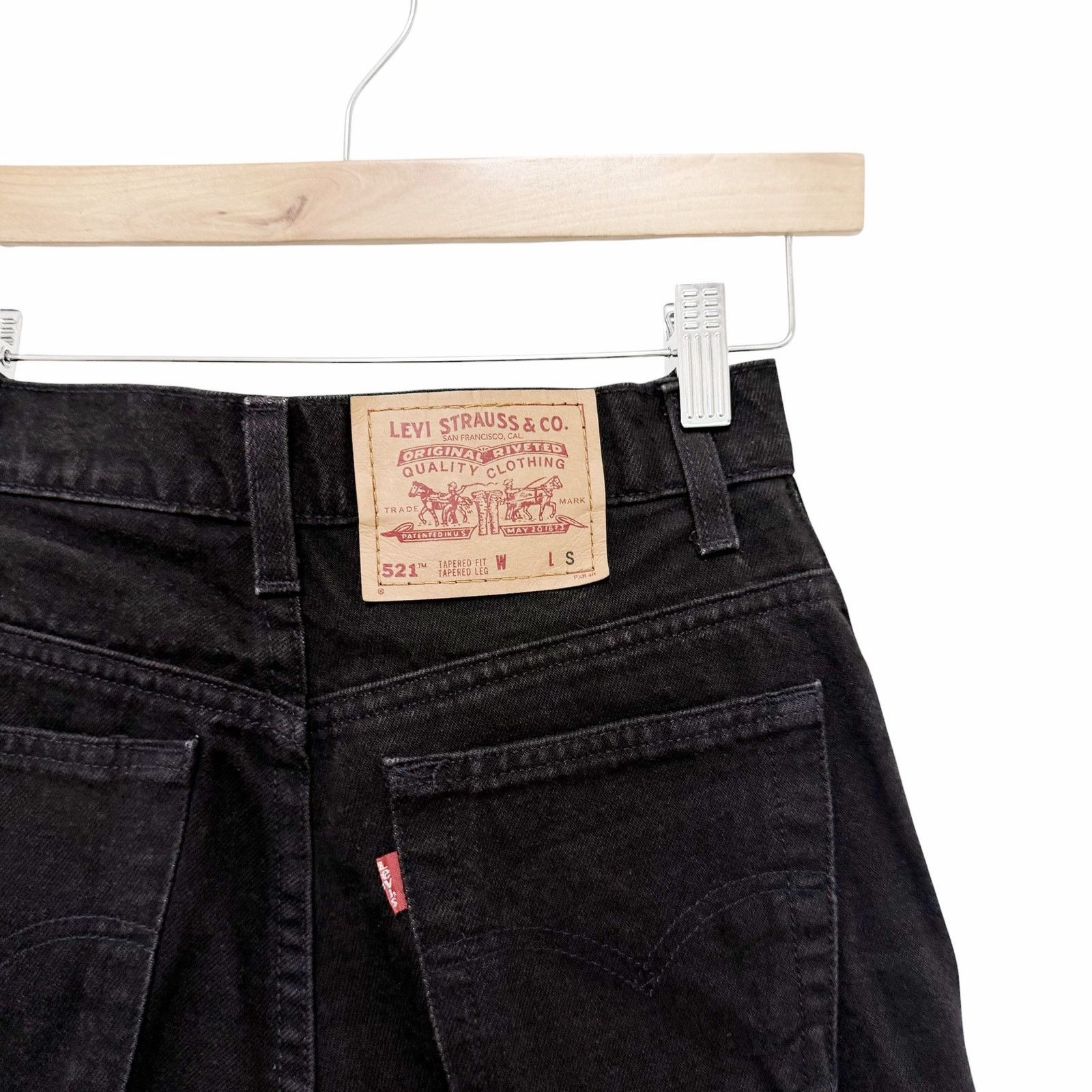 Levi's Vintage Levis 521 Black Tapered Leg High Waisted Jeans Sz 25 Size 25" / US 0 / IT 36 - 2 Thumbnail