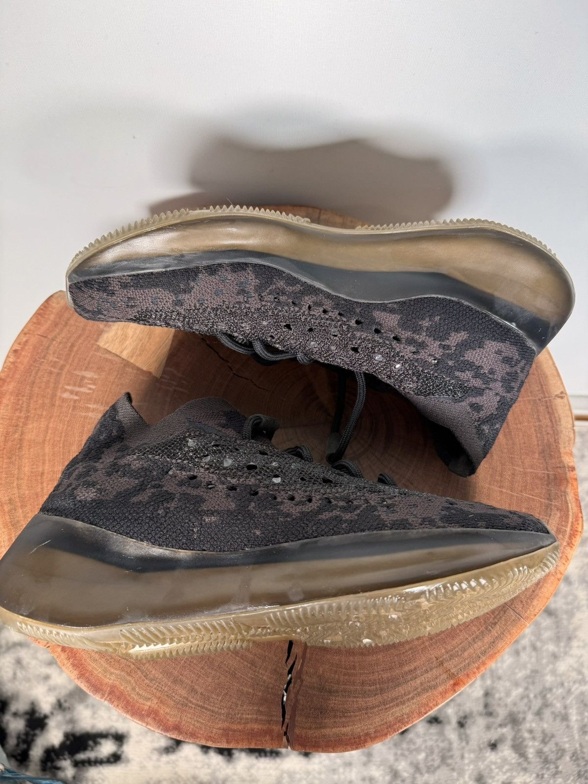 Yeezy Adidas Yeezy Boost 380 Onyx Non-Reflective Size US 6.5 / EU 39-40 - 2 Thumbnail