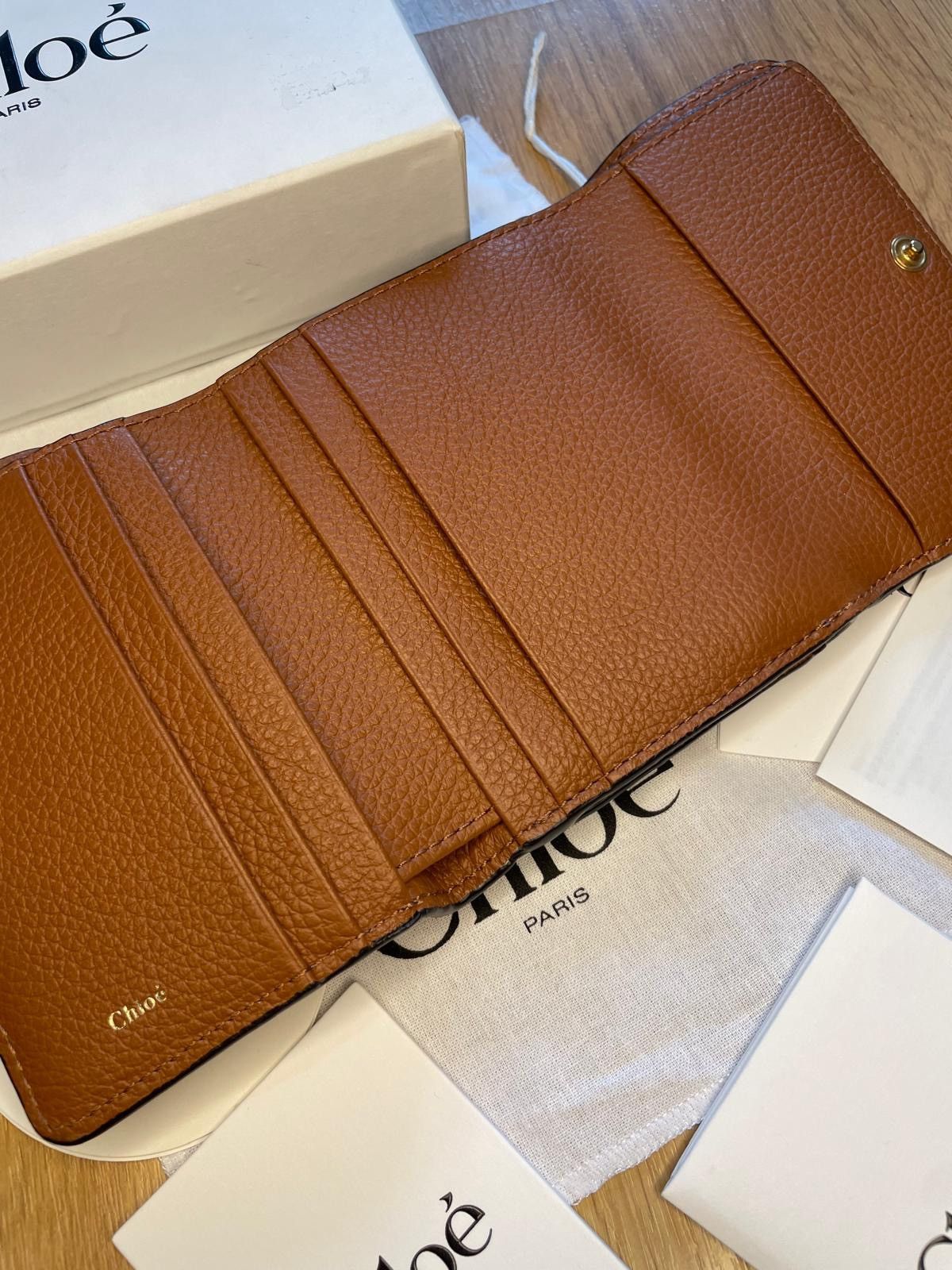 Chloe Authentic Chloé TriFold Wallet Lambskin Size ONE SIZE - 5 Thumbnail